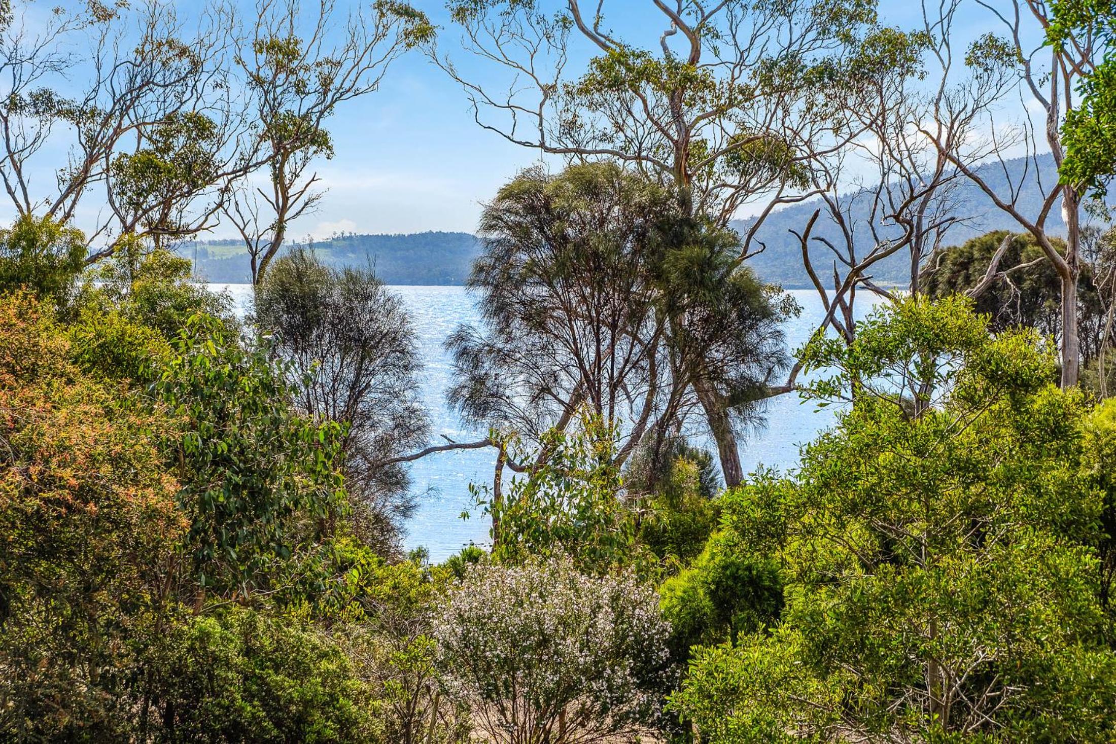 Mandala Bruny Island