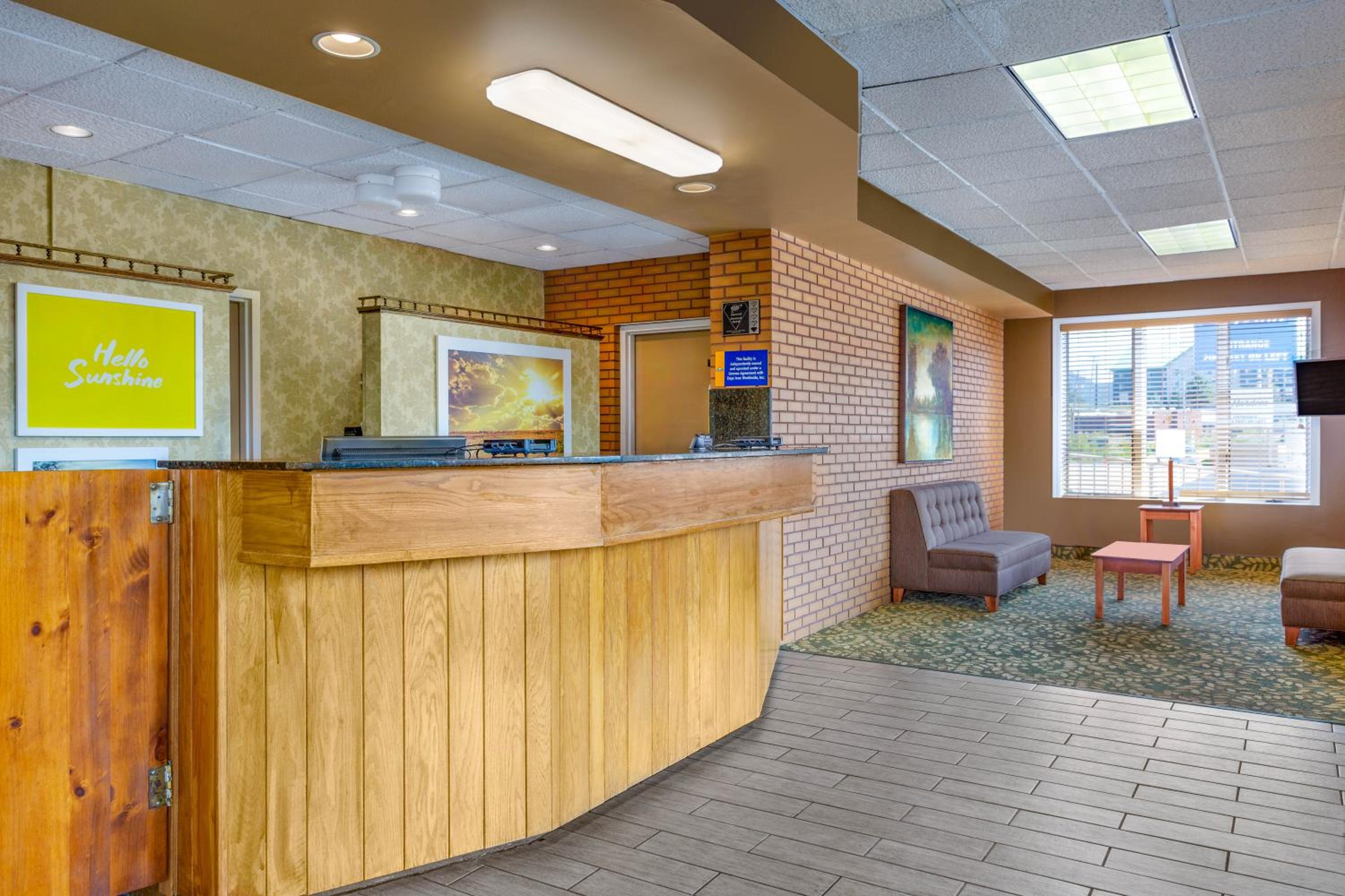 Days Inn by Wyndham Breezewood - Property Image 11