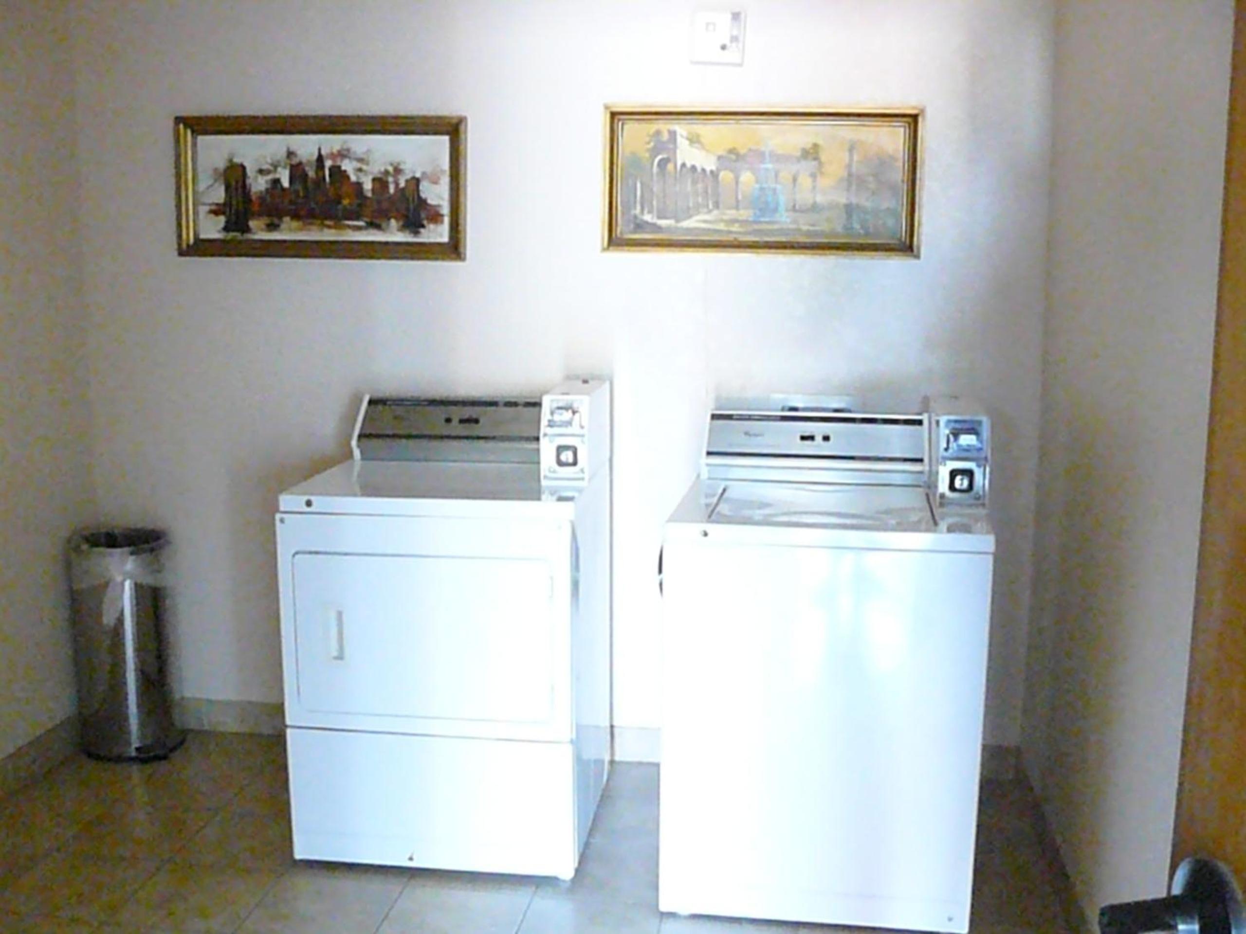 Childress Vacations - Super 8 by Wyndham Childress - Property Image 4