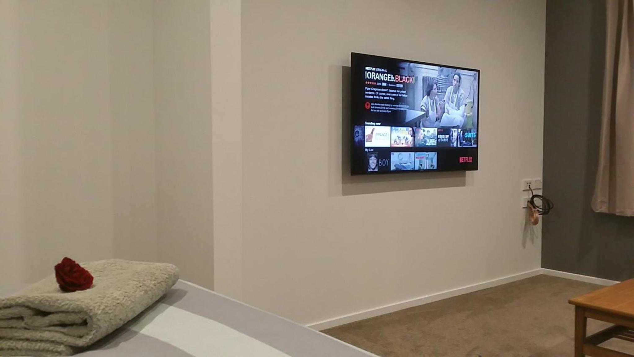 Modern Private Apartment view 5
