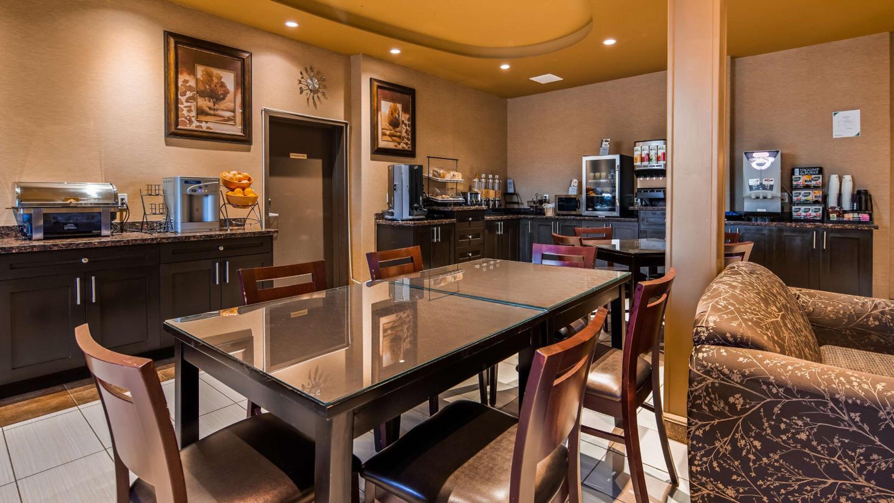 Best Western Estevan Inn & Suites