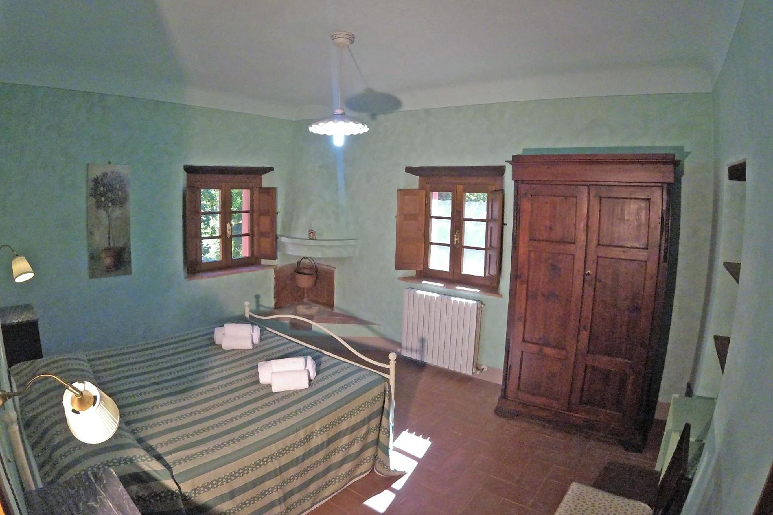 Photo 34