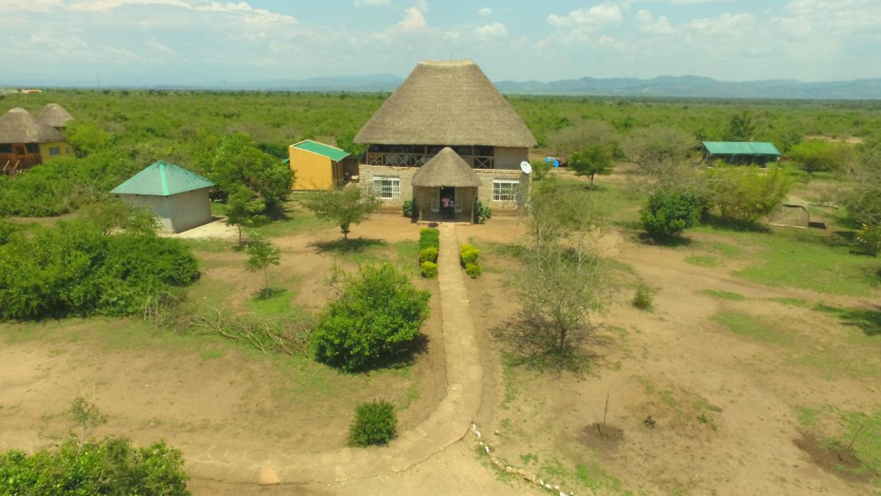 Engiri Game Lodge and Campsite
