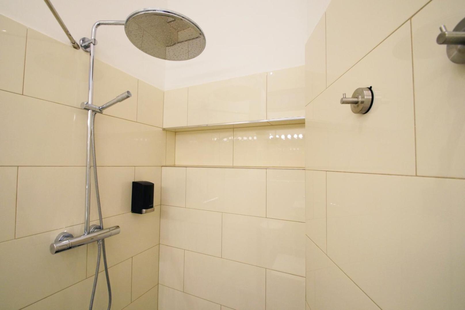 7th HEAVEN Vienna Center Apartments