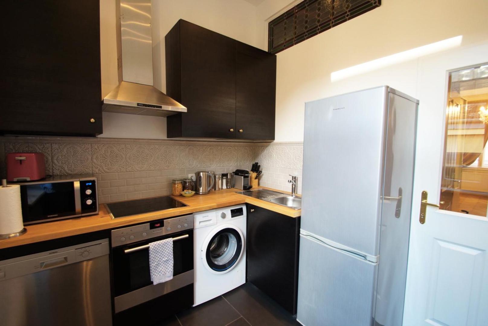 7th HEAVEN Vienna Center Apartments