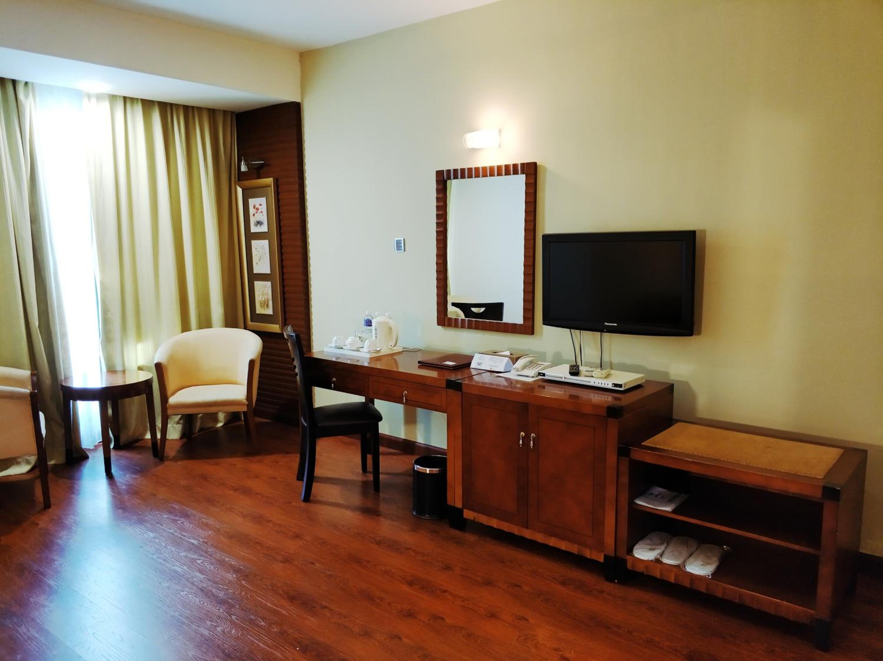 Celyn Hotel City Mall photo 3