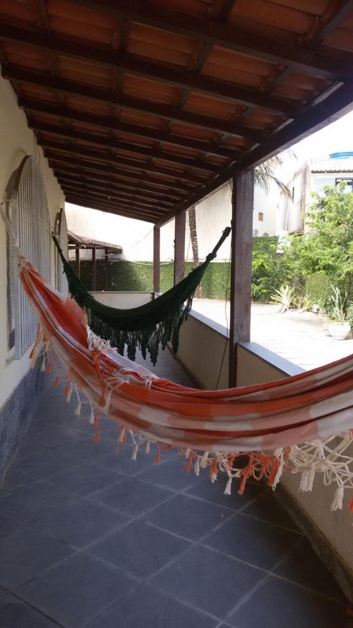 Casa Bonita Rio das Ostras, ar condicionado, wifi, churrasqueira e garagem