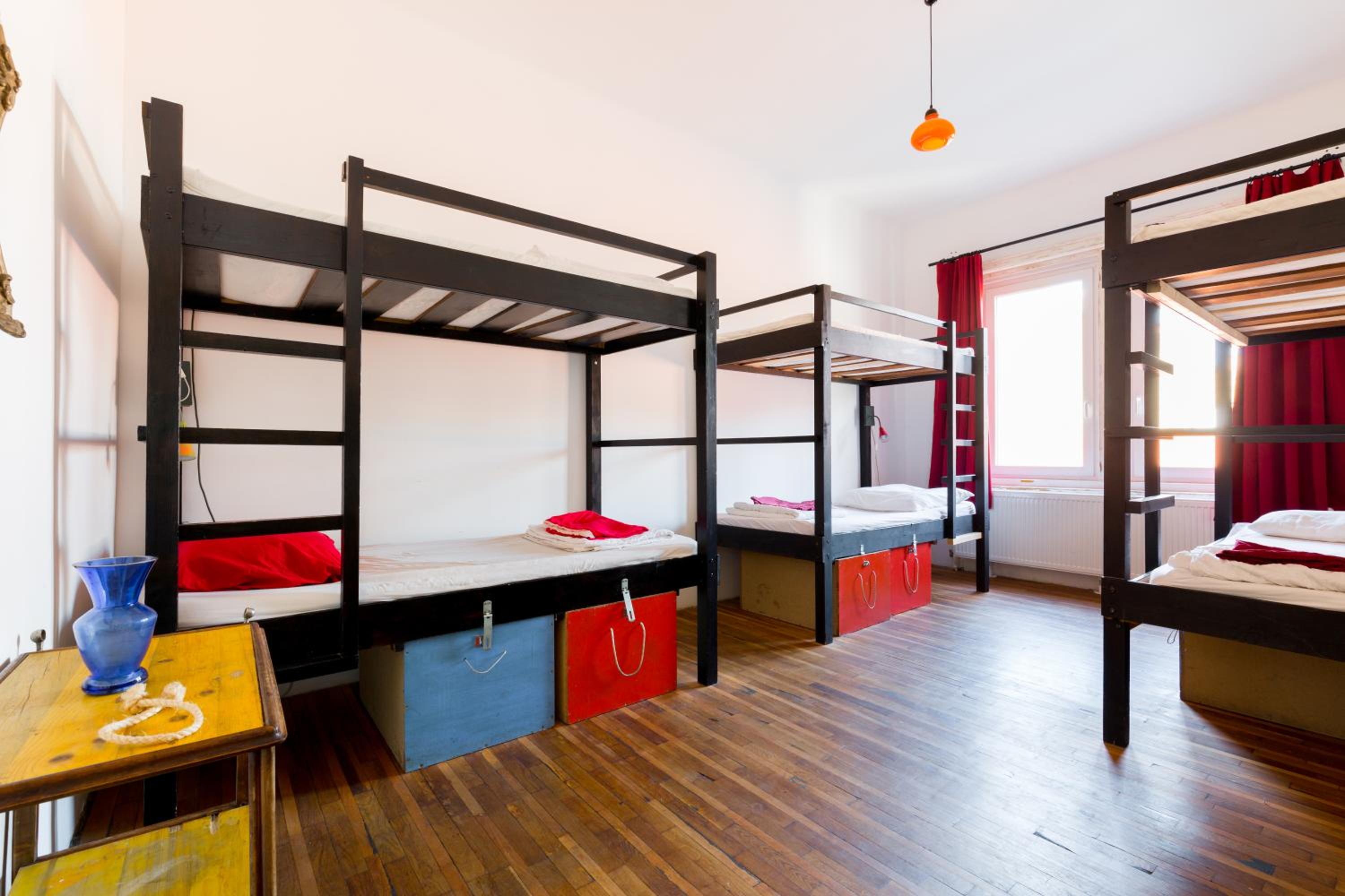 Photo 31