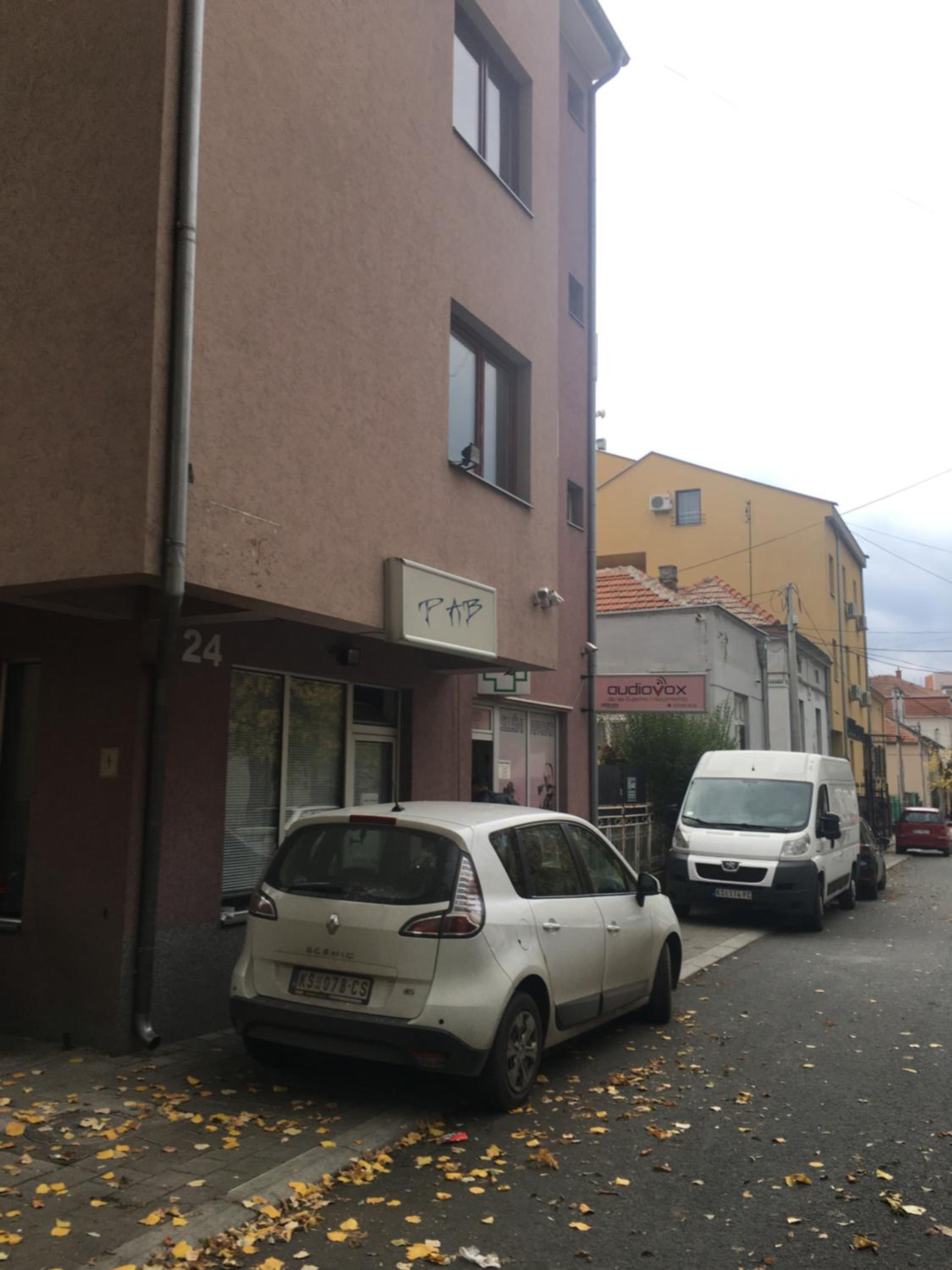 Photo 27