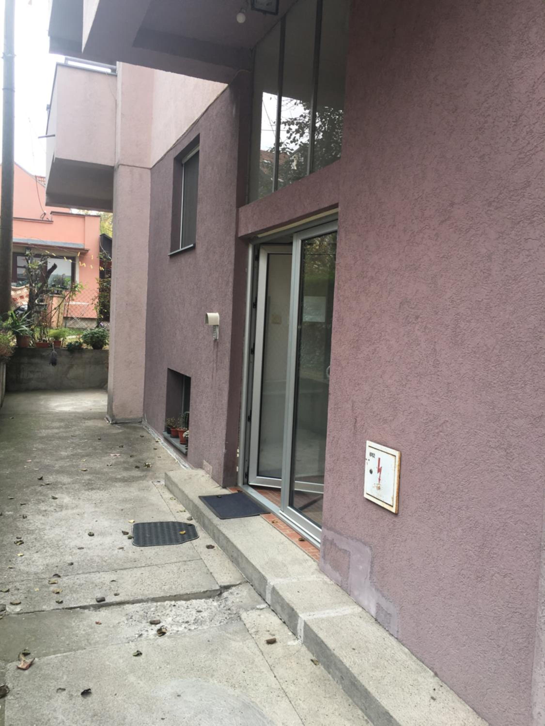 Photo 20