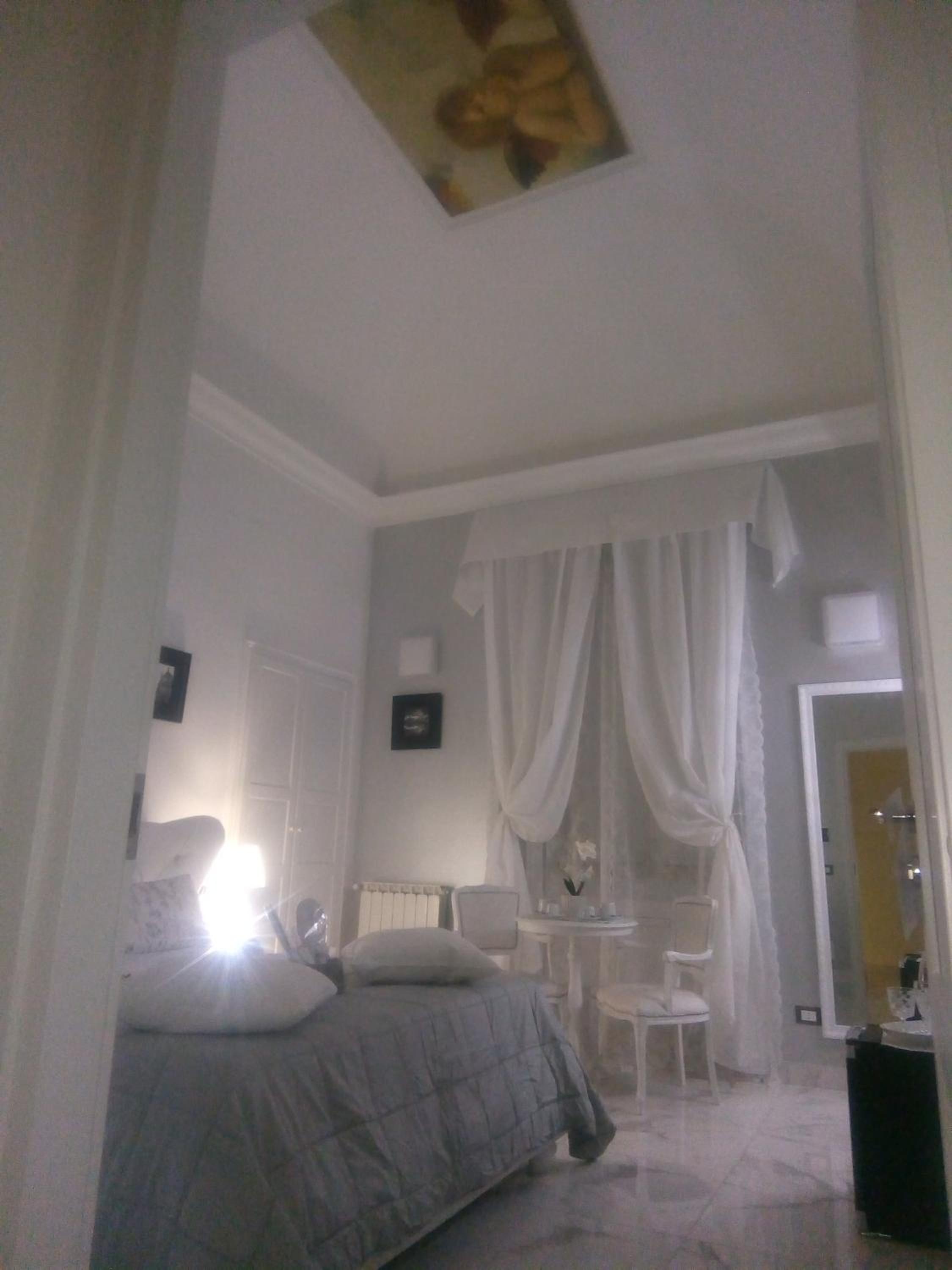 Barberini Dream en Rome — hotel room