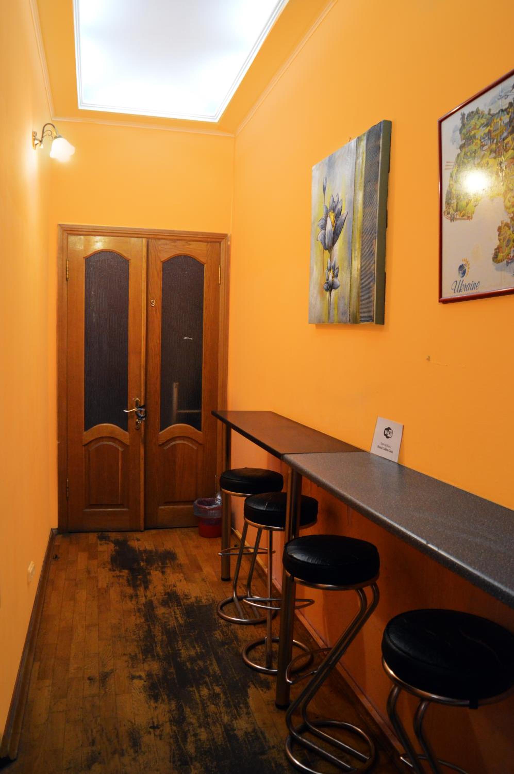 Photo 6