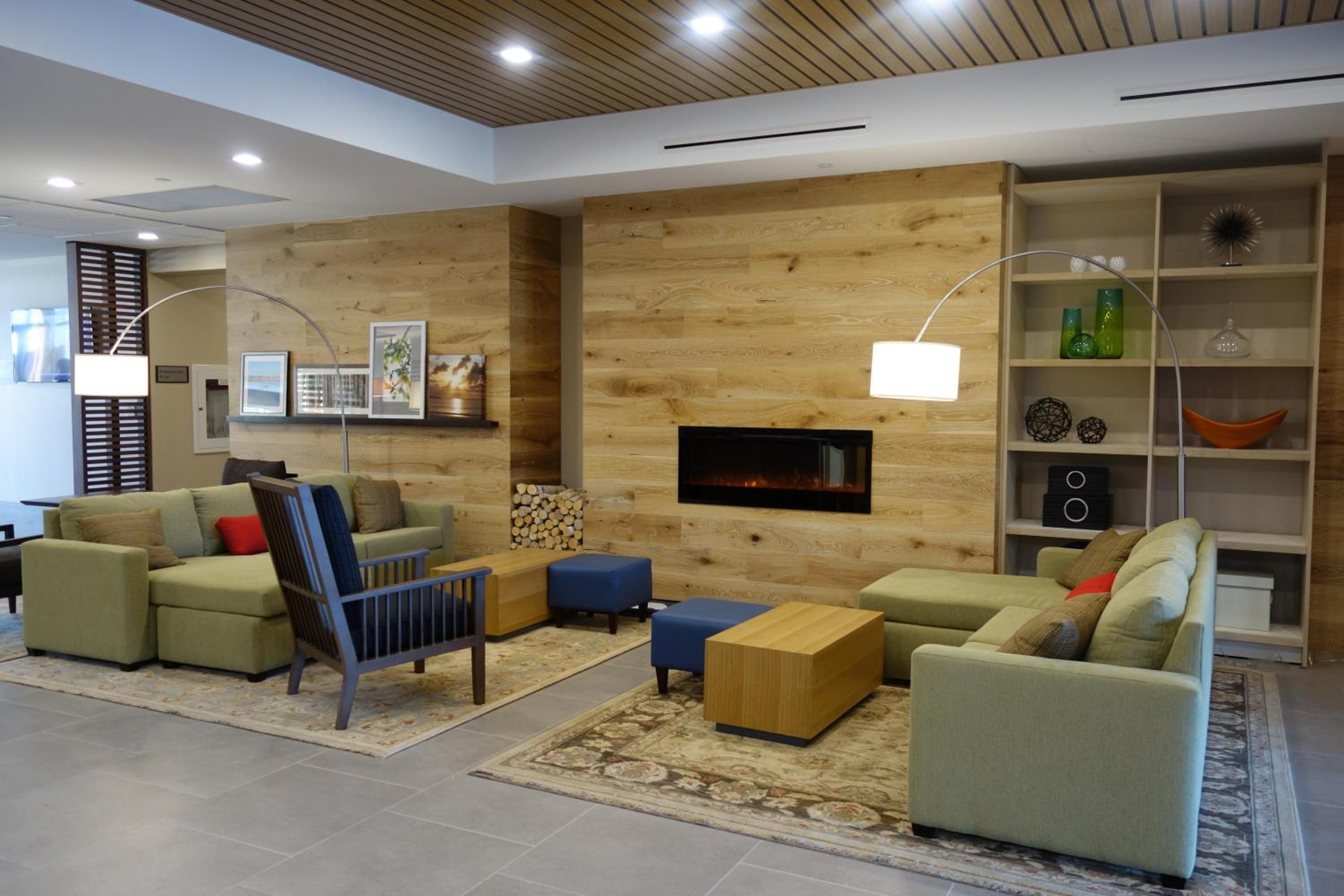 Belleville Vacations - Country Inn  Suites by Radisson, Belleville, ON - Property Image 26