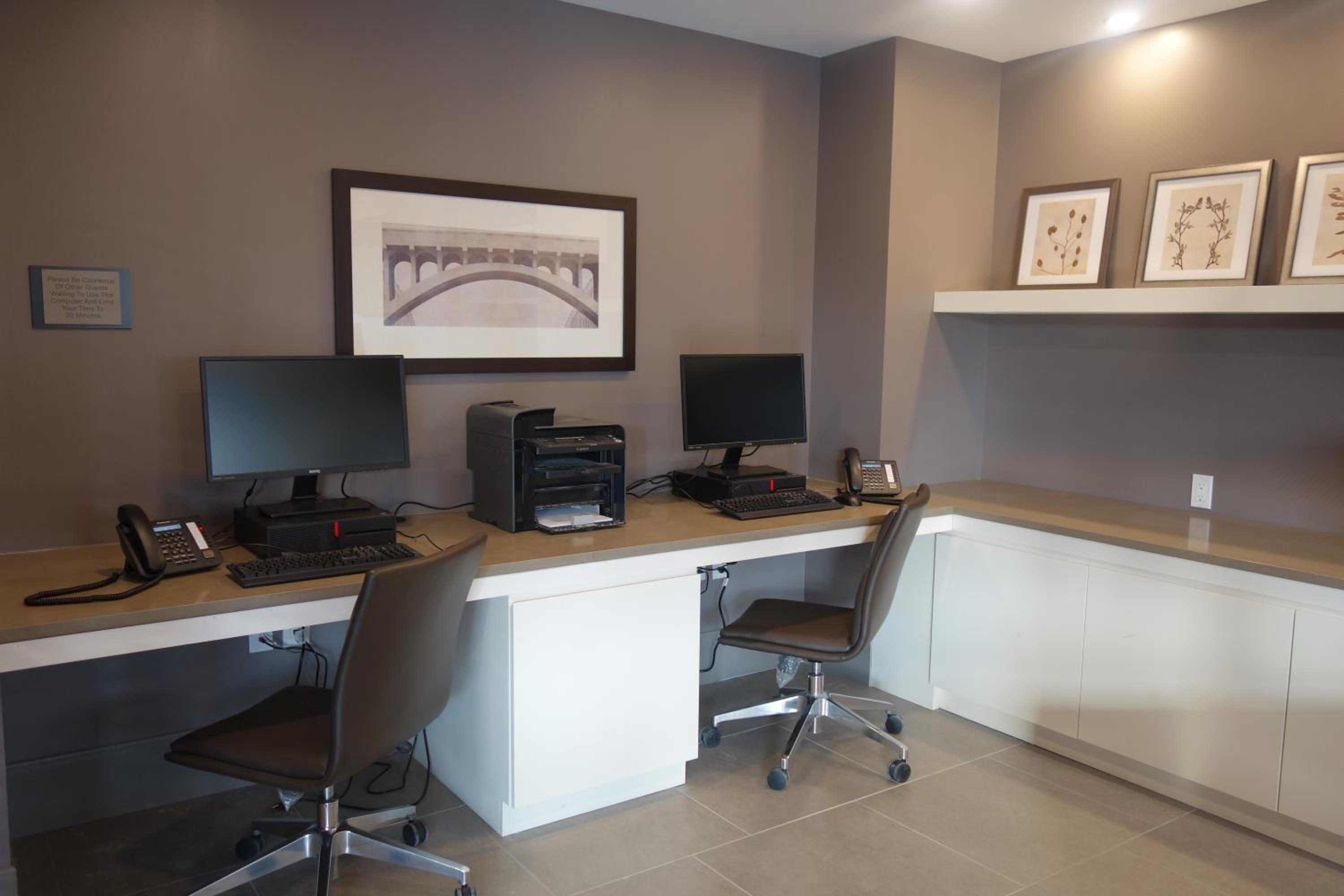 Belleville Vacations - Country Inn  Suites by Radisson, Belleville, ON - Property Image 29