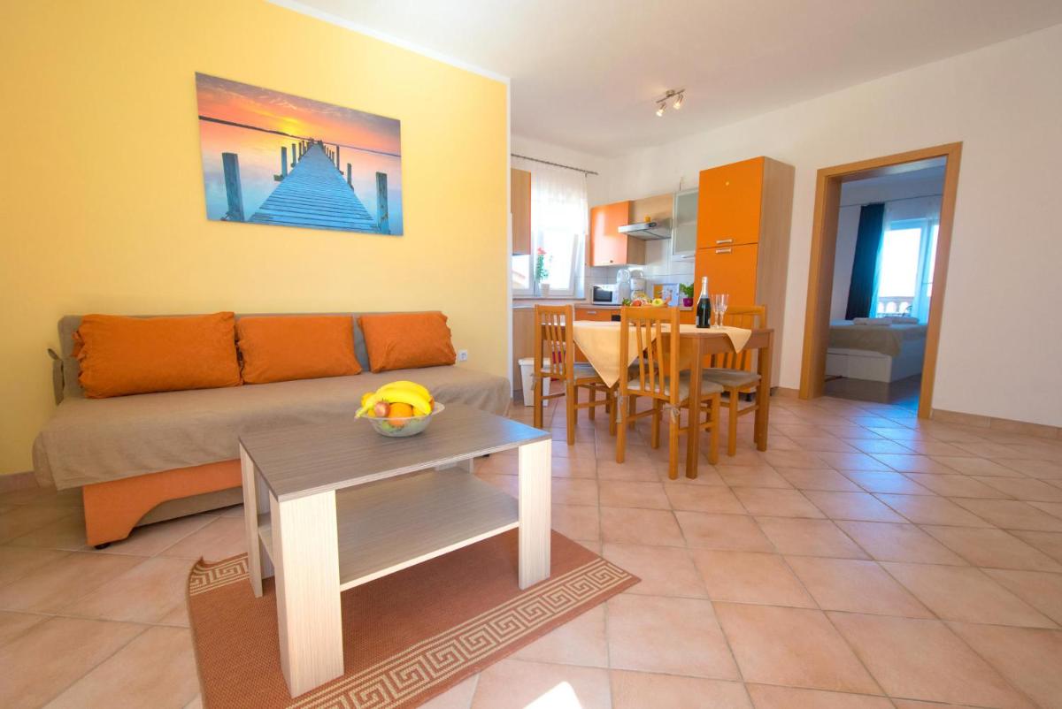 Apartments Mladenka view 2