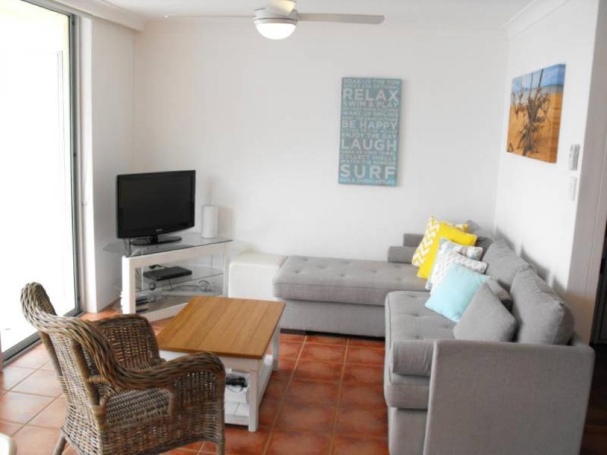 Beachpoint, Unit 202, 28 North Street