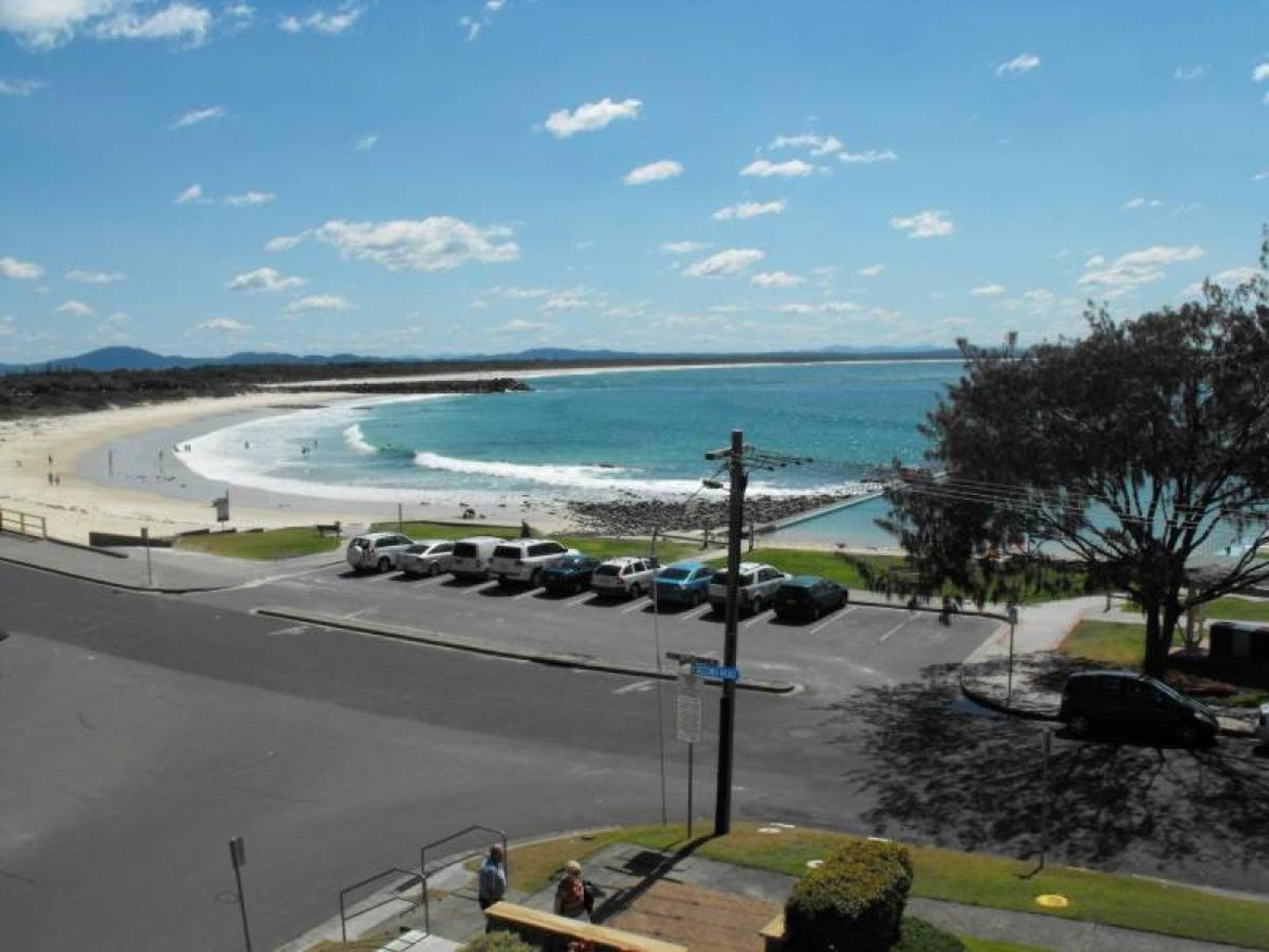 Beachpoint, Unit 202, 28 North Street