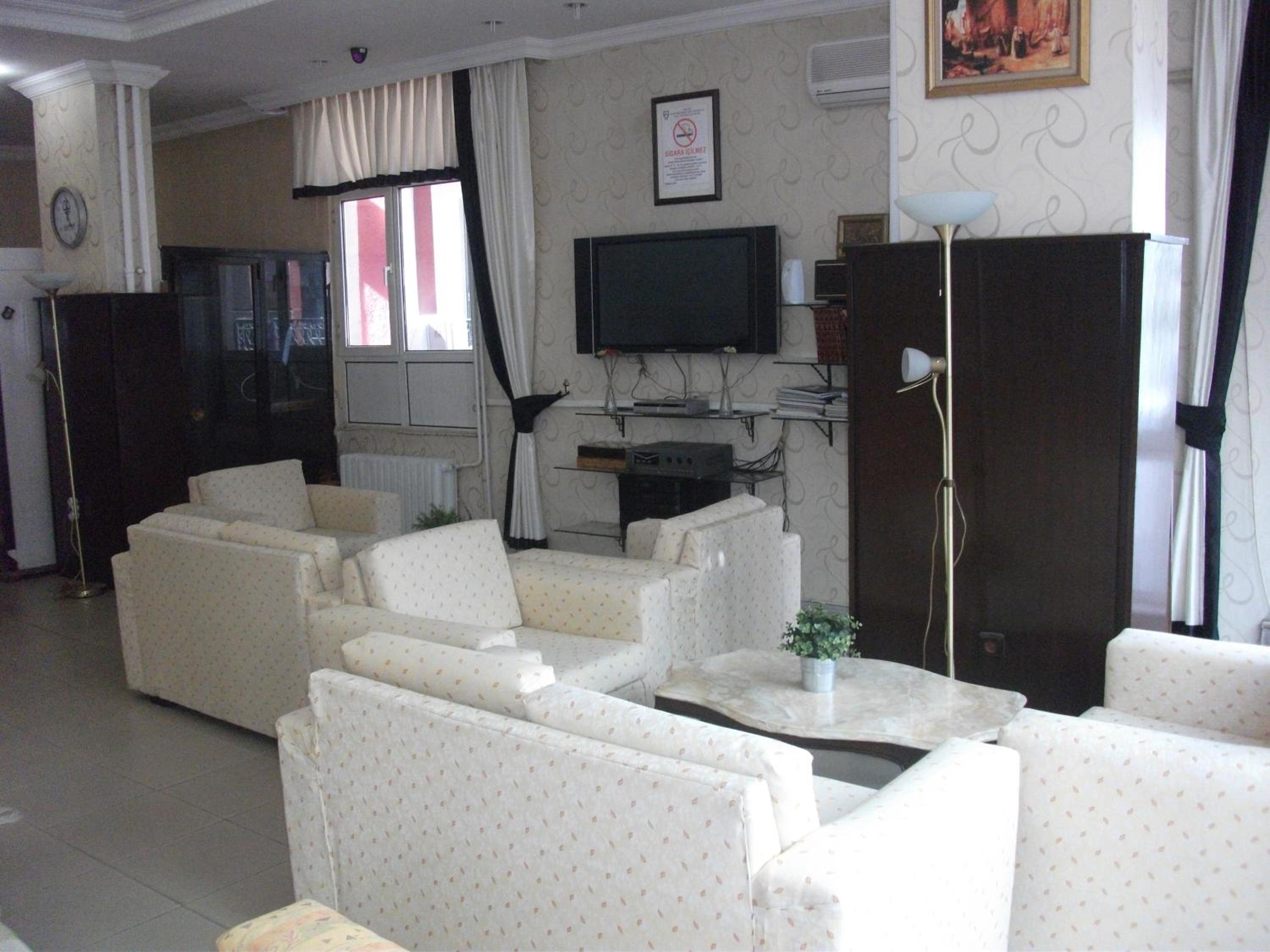 Tac Hotel - Image 87