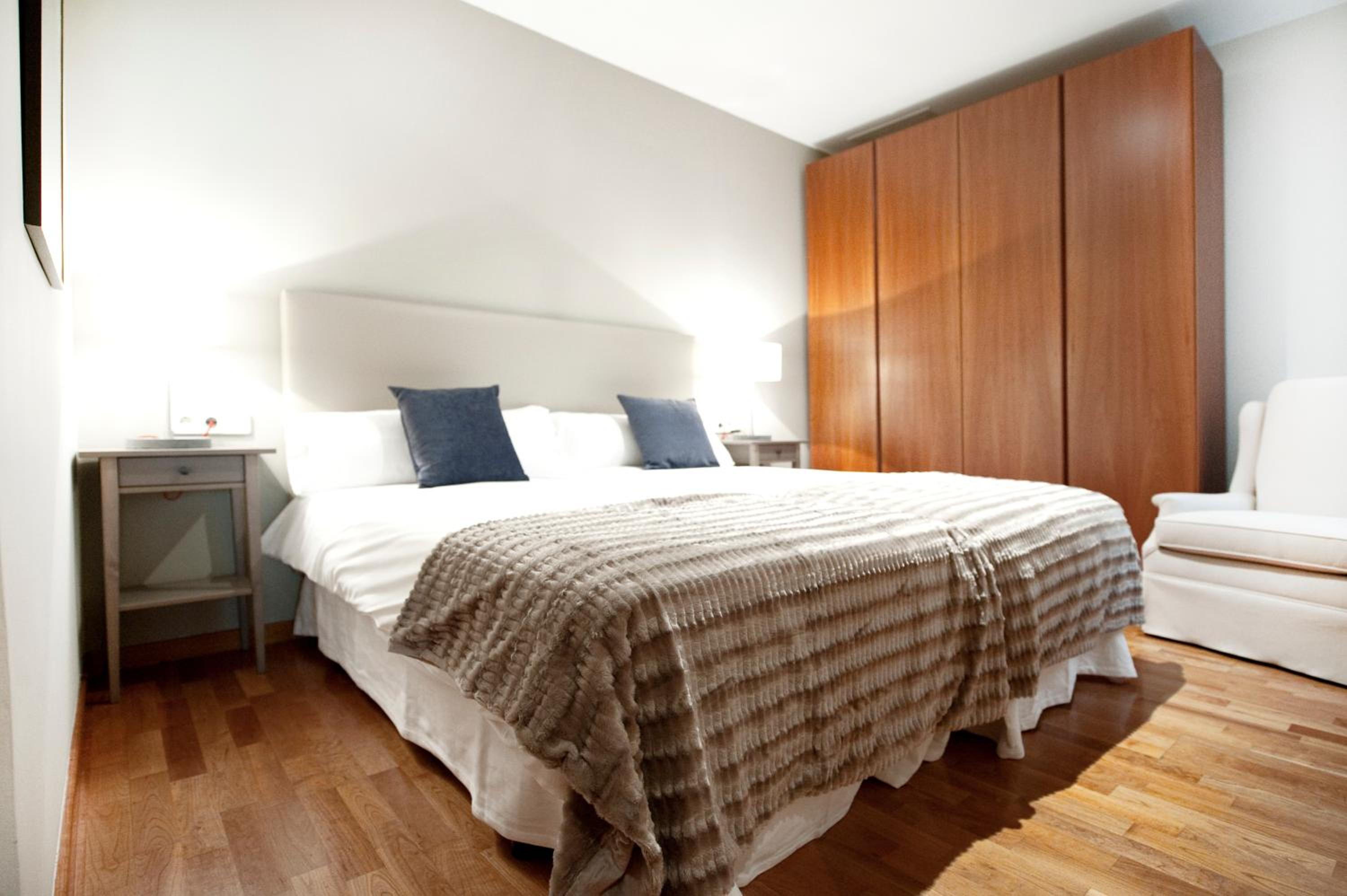 You Stylish City Center Apartments