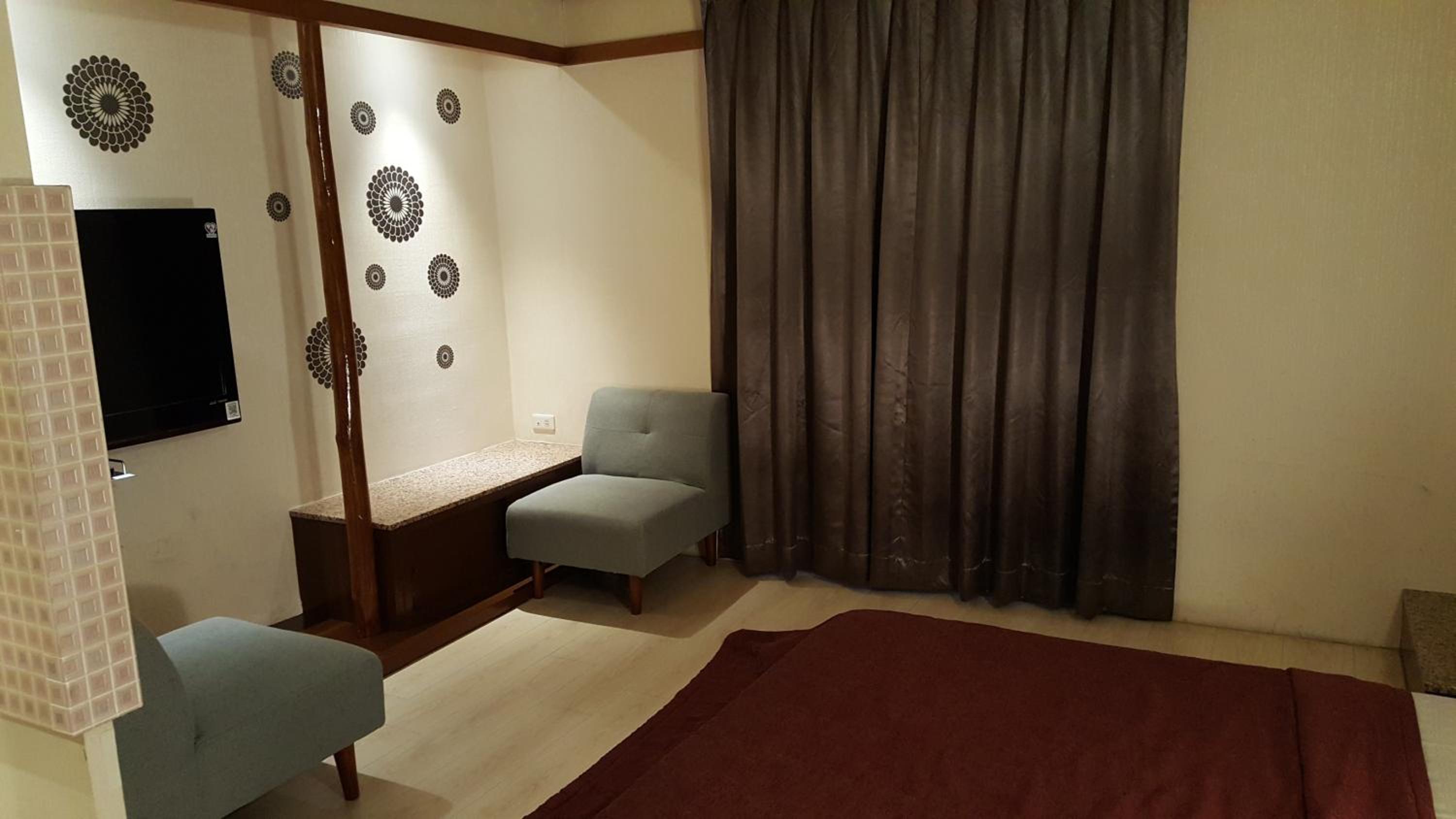 Windmill Fashion Hotel view 4
