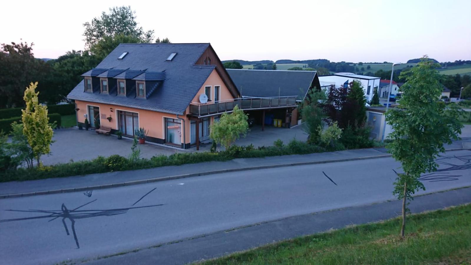 Photo 15