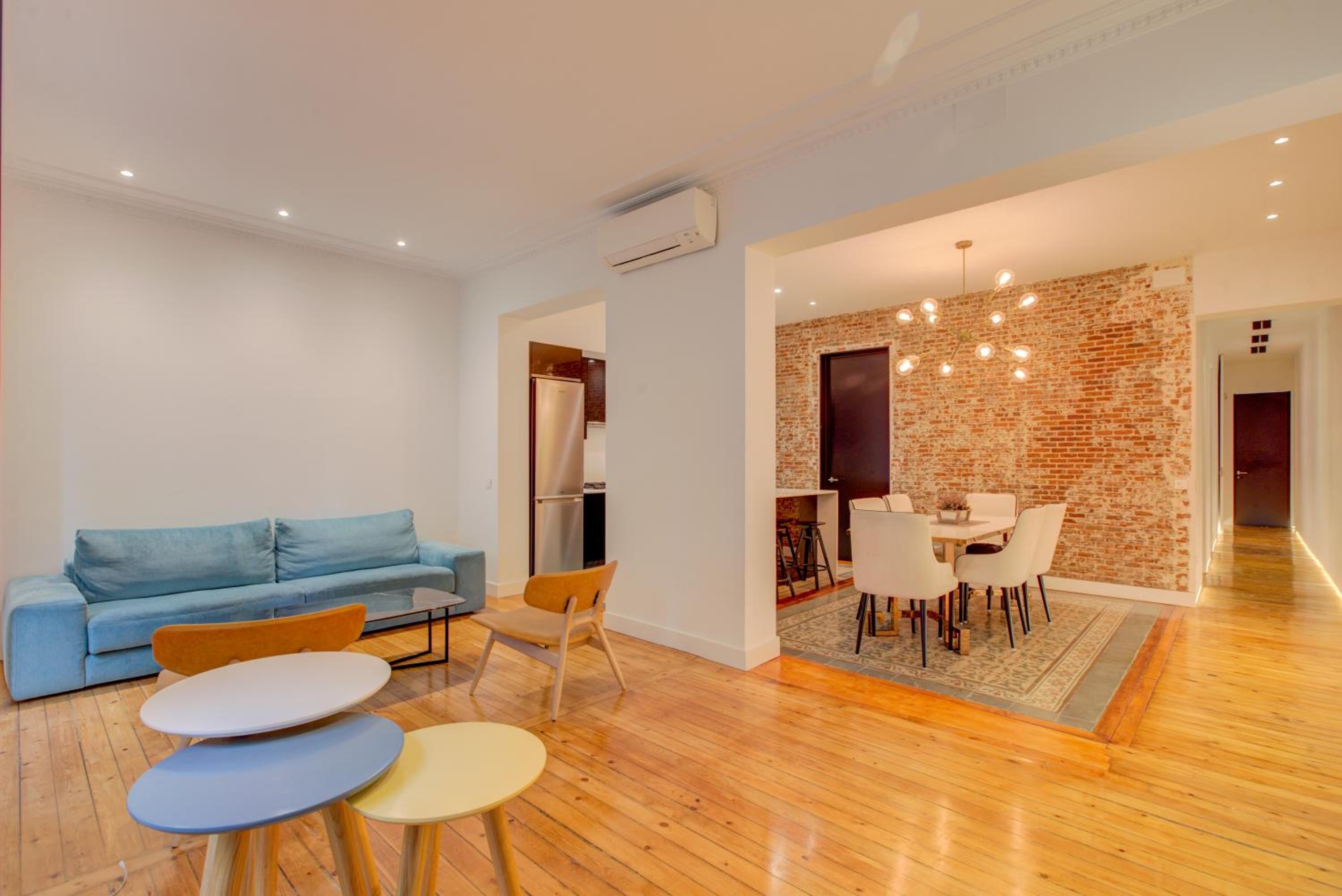 Luxury Rooms Madrid Center view 3
