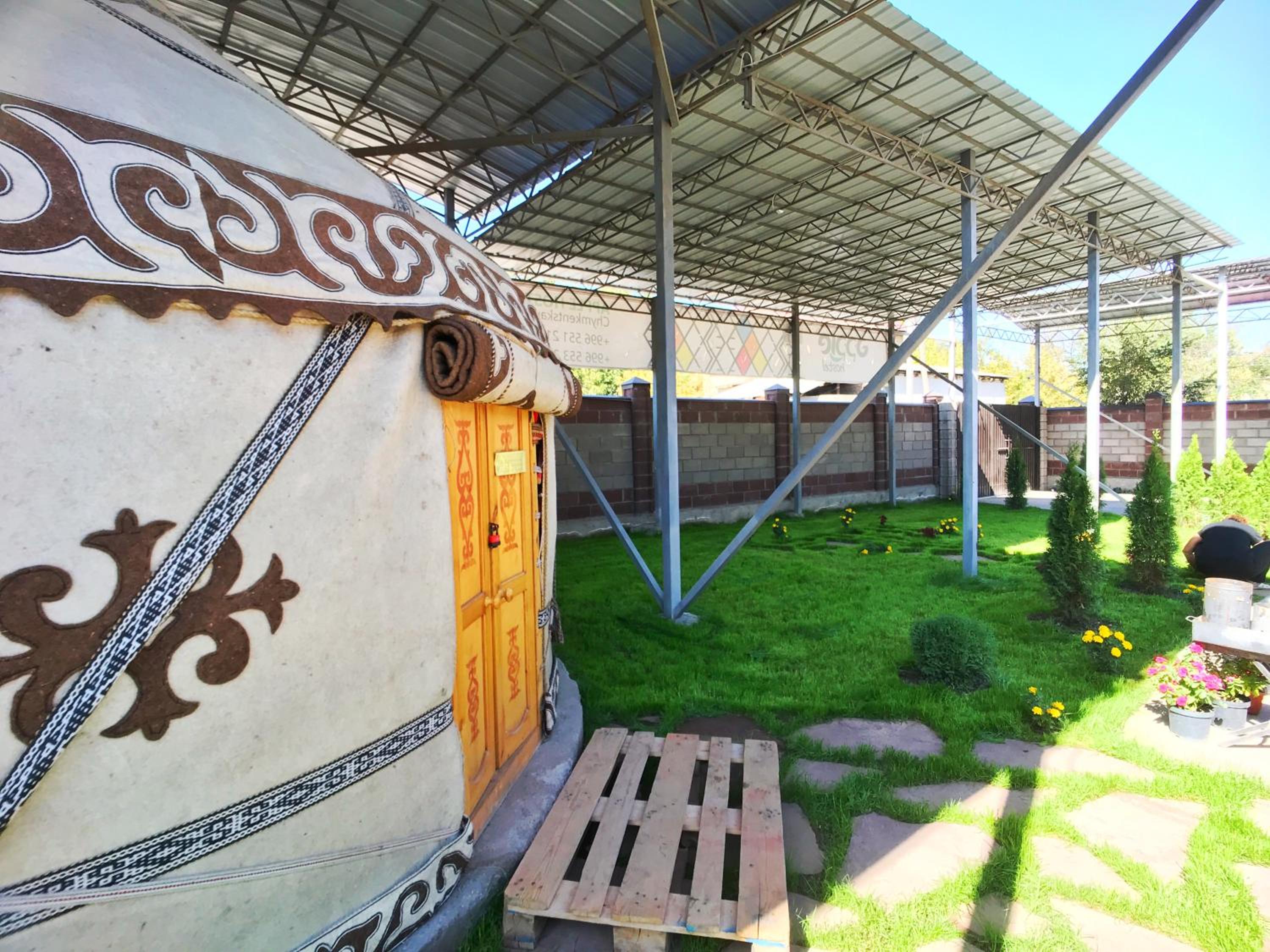 Apple Hostel Bishkek
