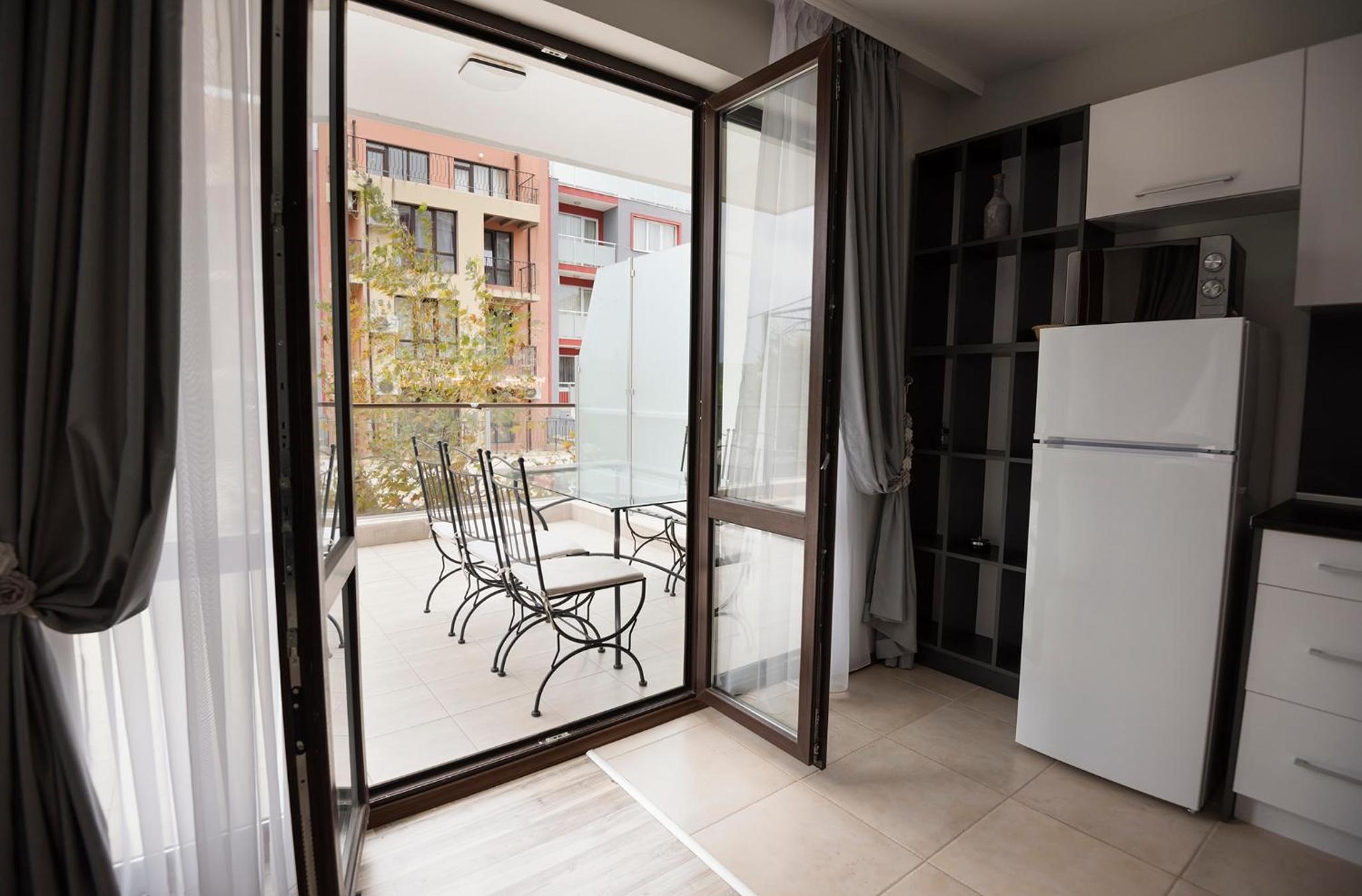Green Paradise Deluxe Apartments
