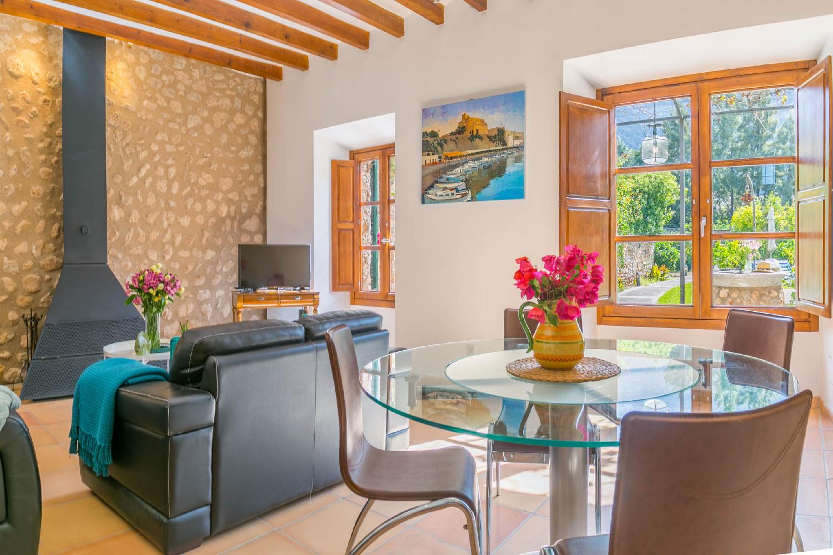 Captivating Mallorcan Villa With A Pool In Soller