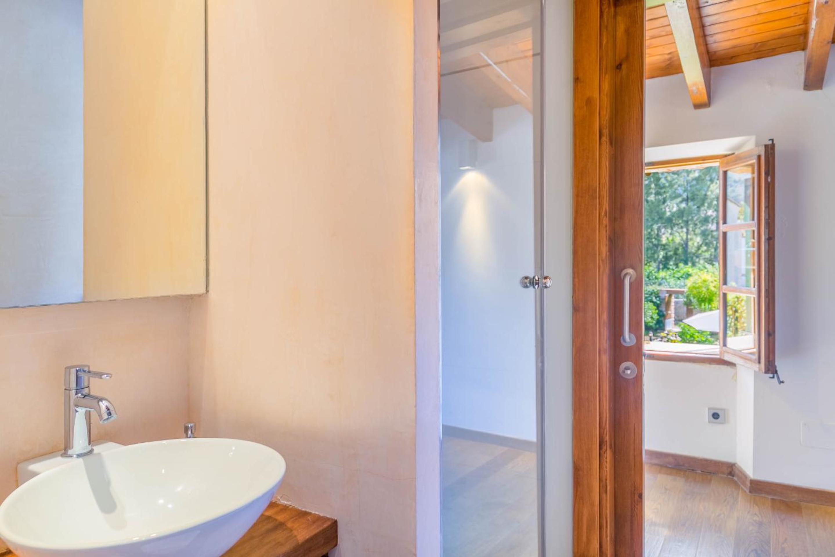Captivating Mallorcan Villa With A Pool In Soller