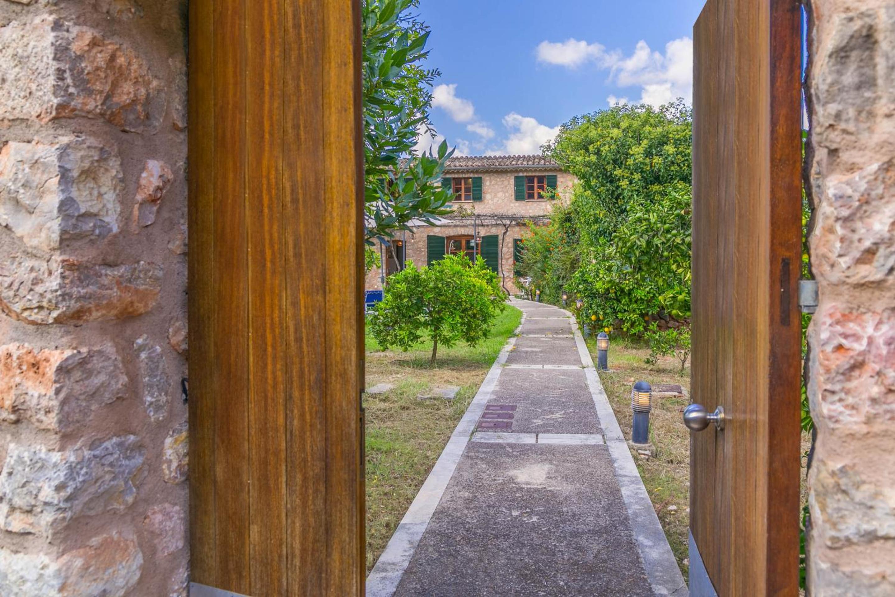 Captivating Mallorcan Villa With A Pool In Soller