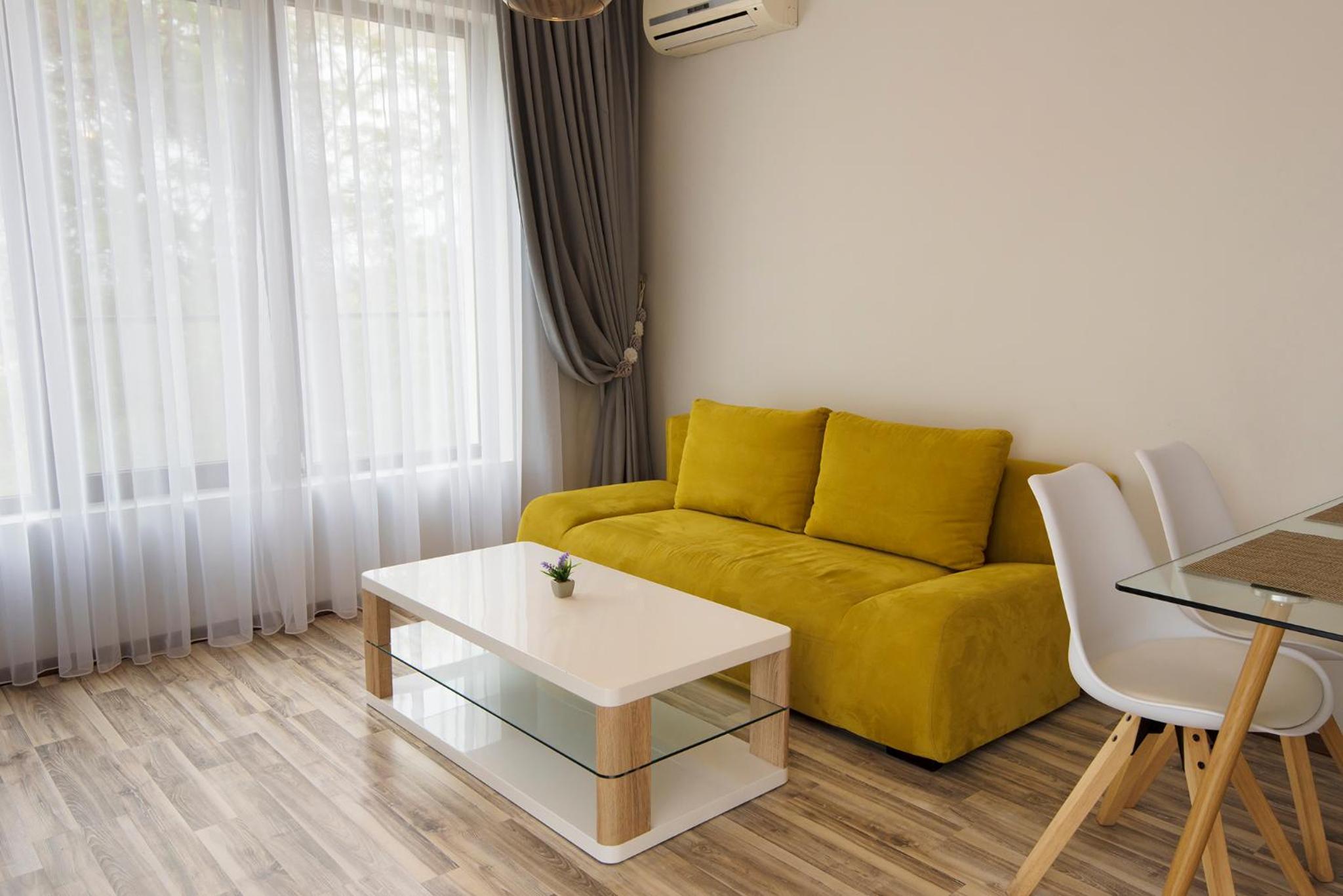 Green Paradise Deluxe Apartments