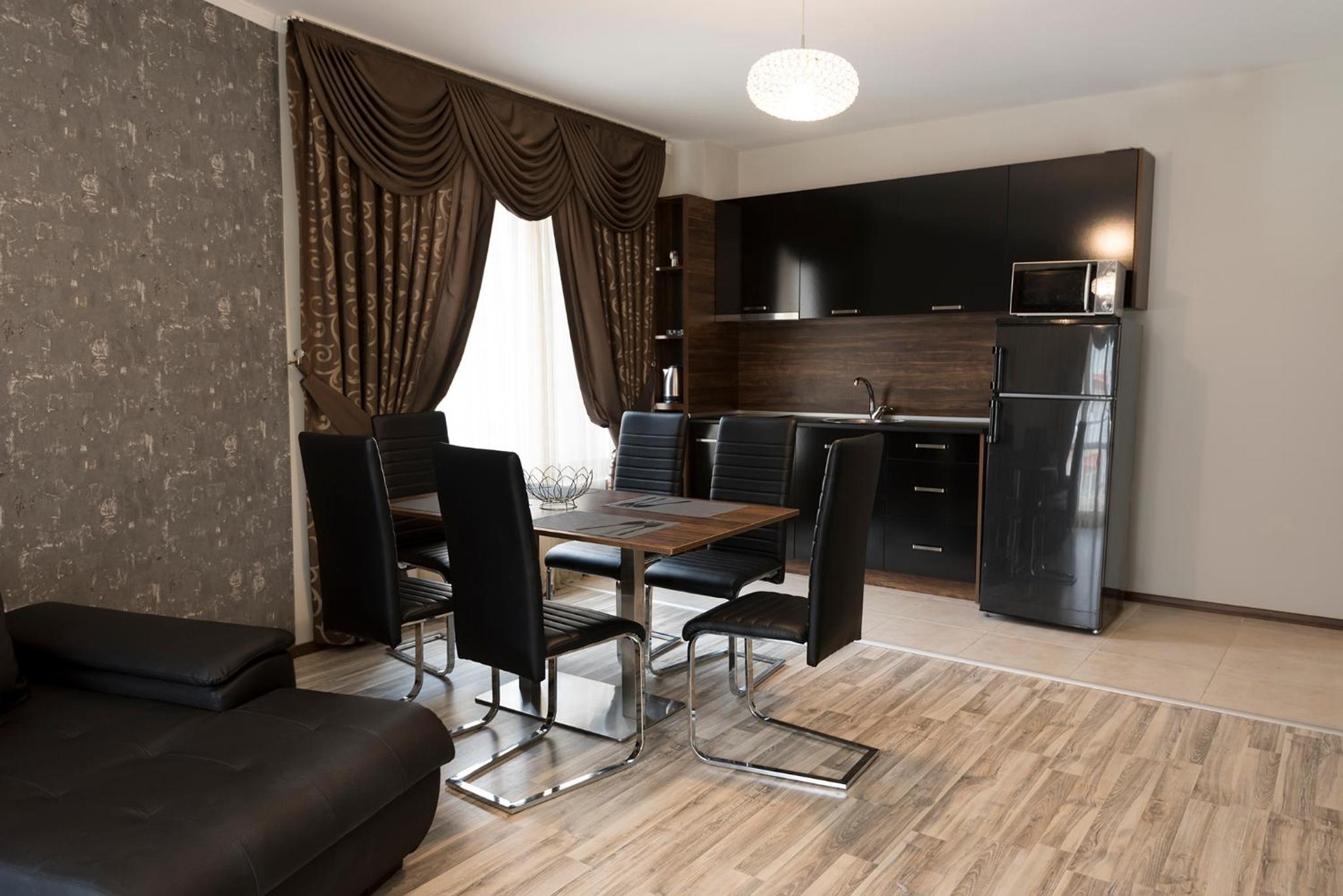Green Paradise Deluxe Apartments