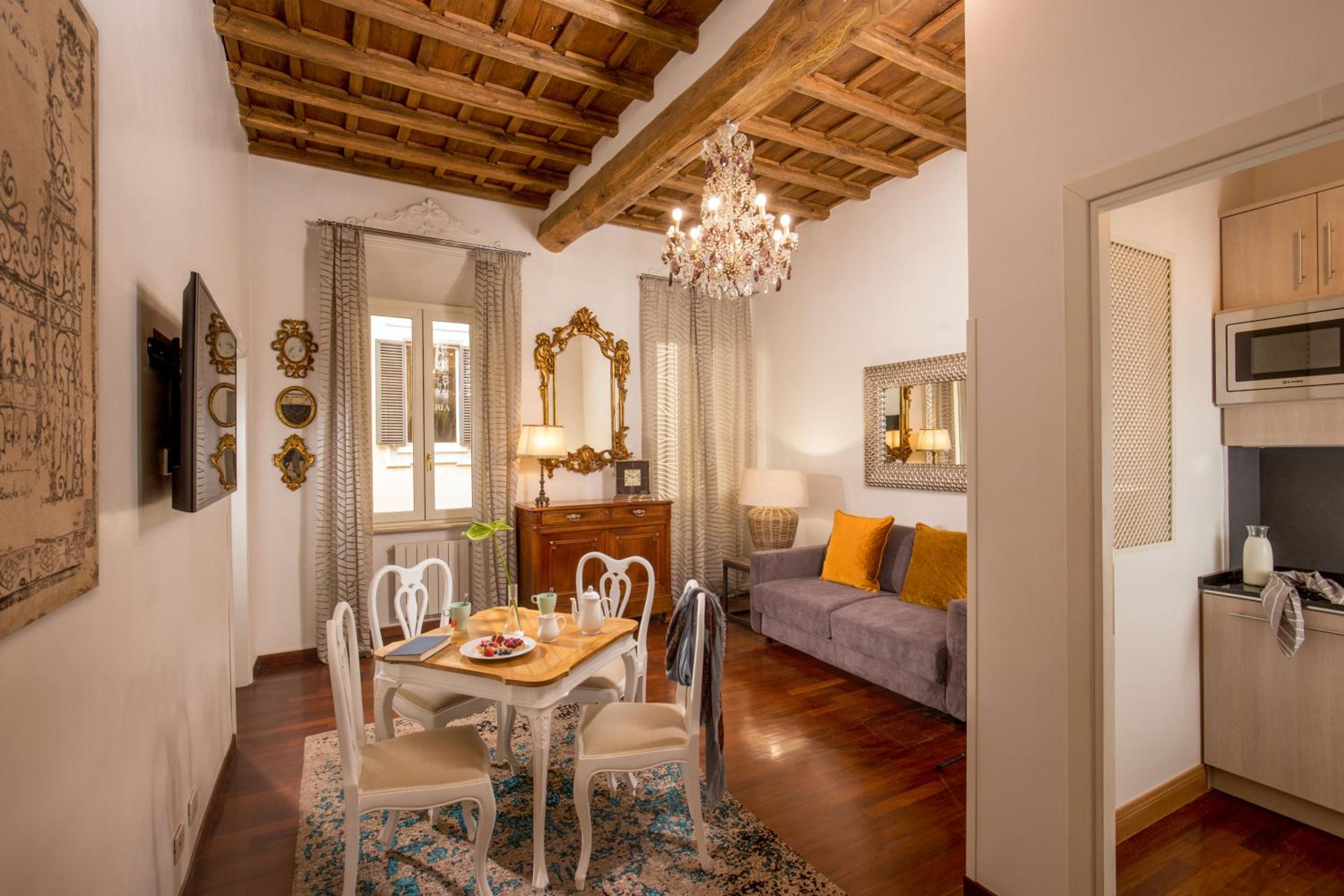The Inn Apartments Spagna by The Goodnight Company