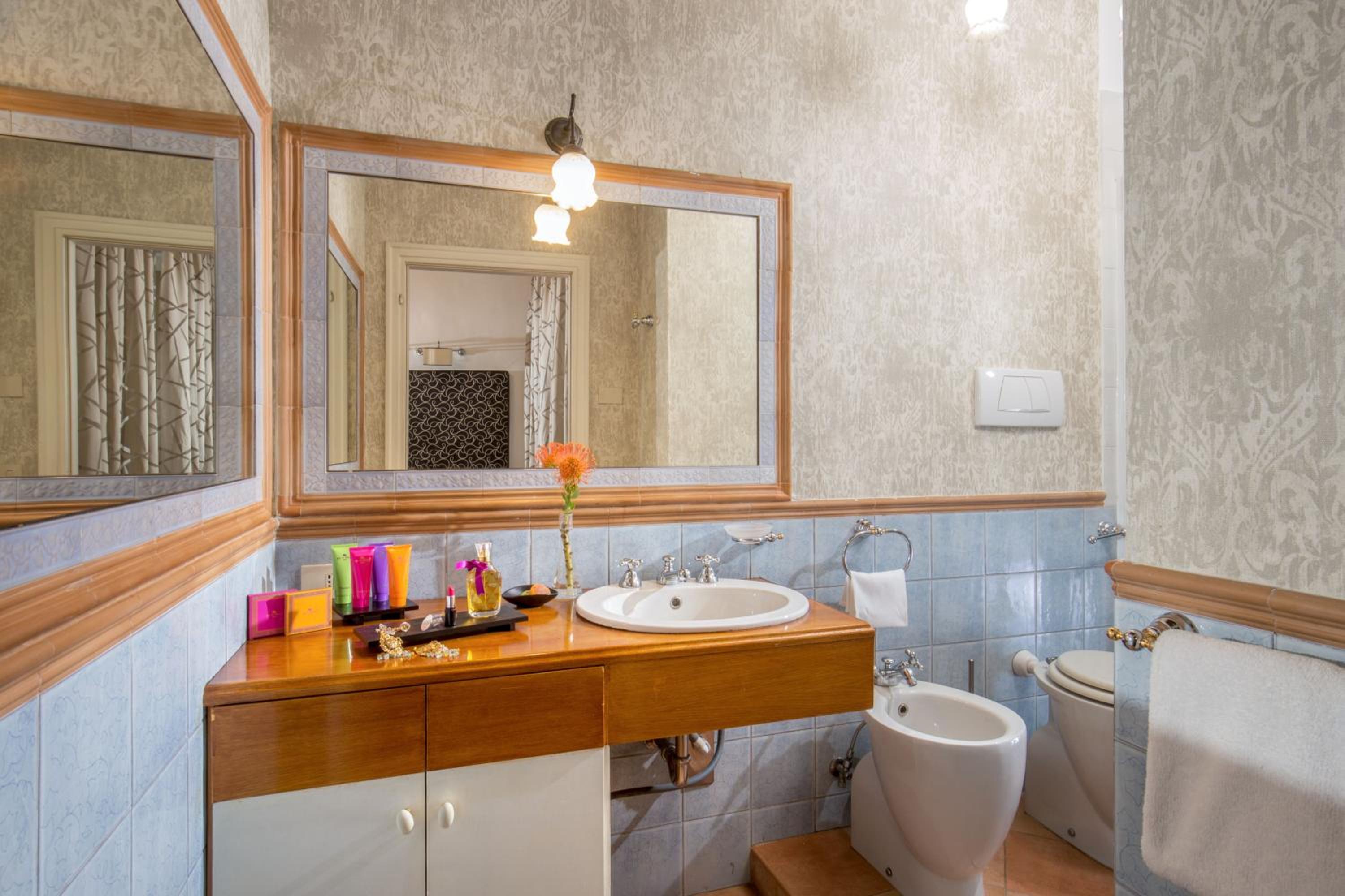 The Inn Apartments Spagna by The Goodnight Company