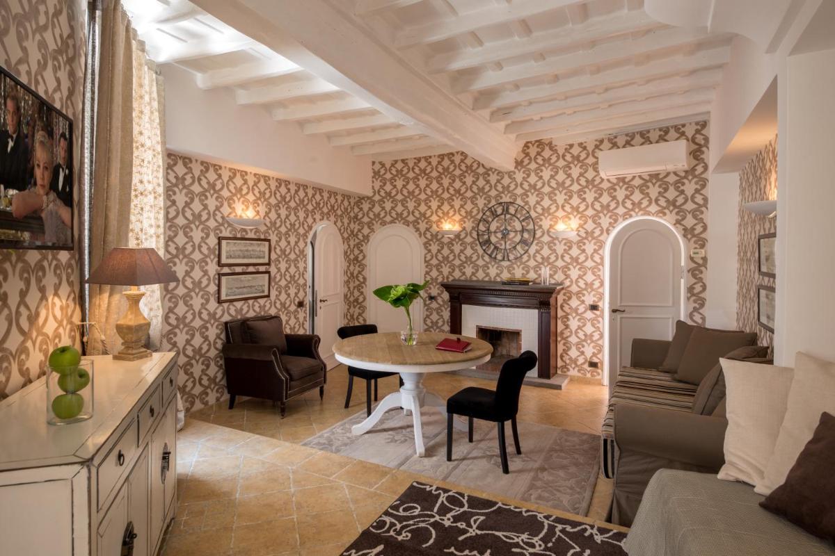 The Inn Apartments Forum by The Goodnight Company