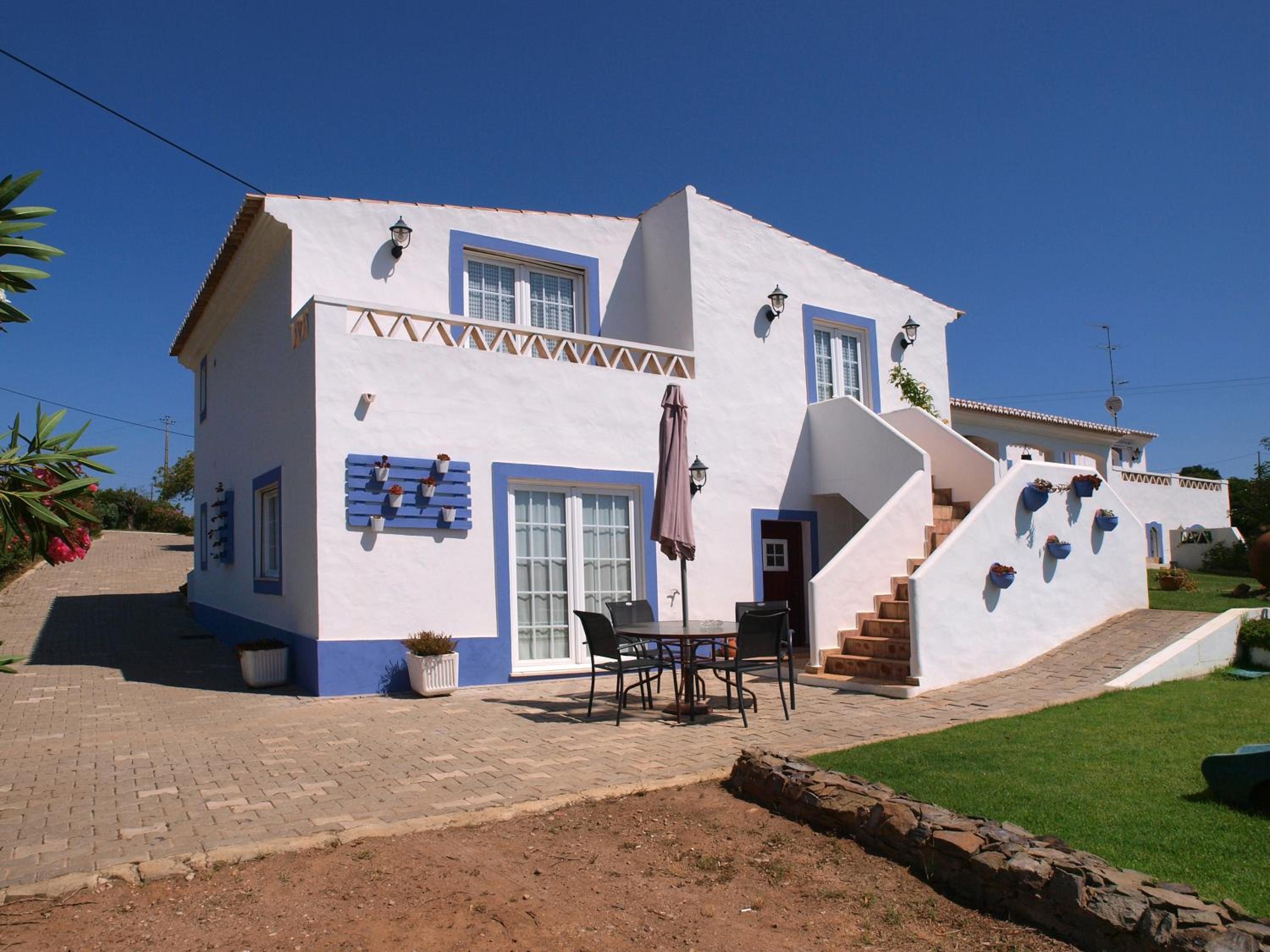 Hotel Quinta dos Medronheiros - Image 1