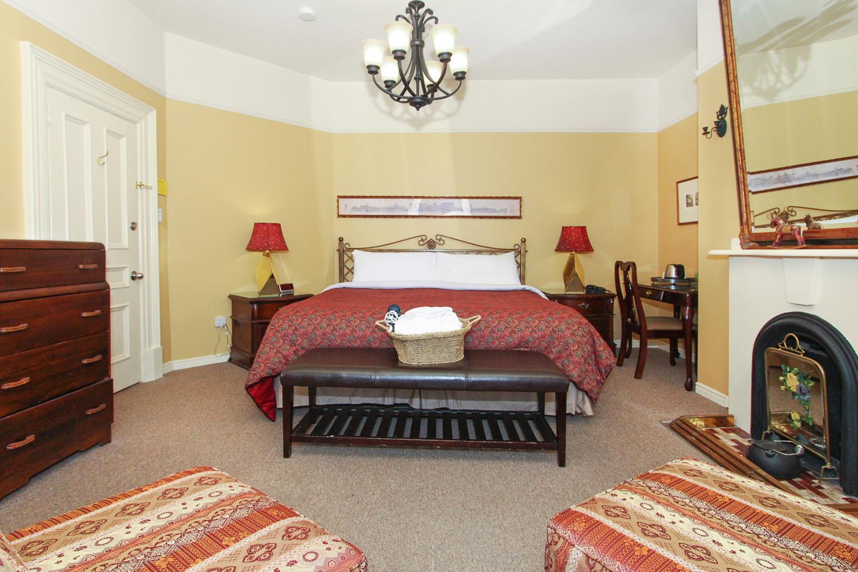 Abba Inn Guest House - Image 1