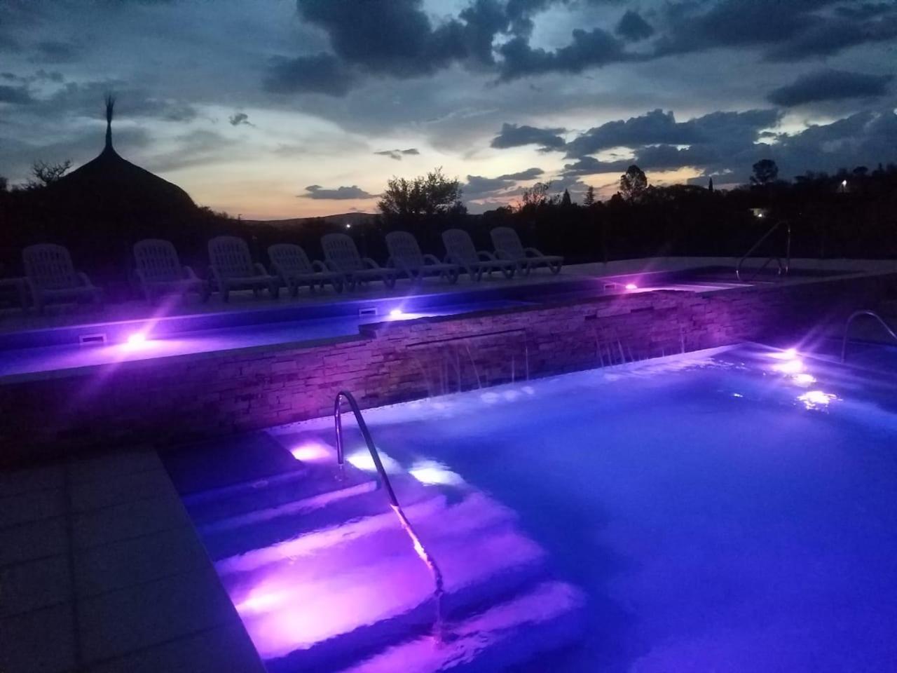 LA TOSCANA casas y suites