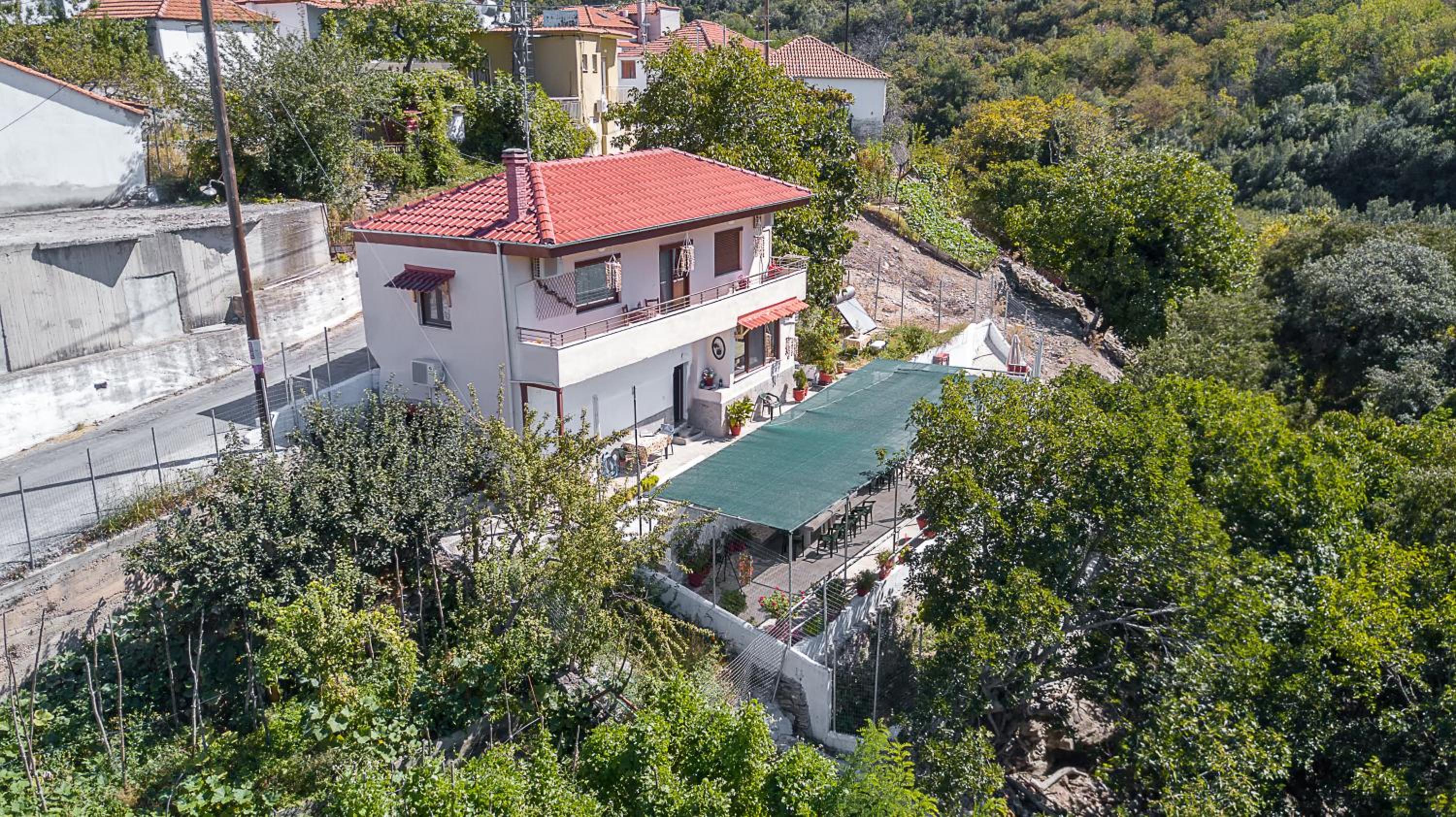 Traditional House Maries view 3
