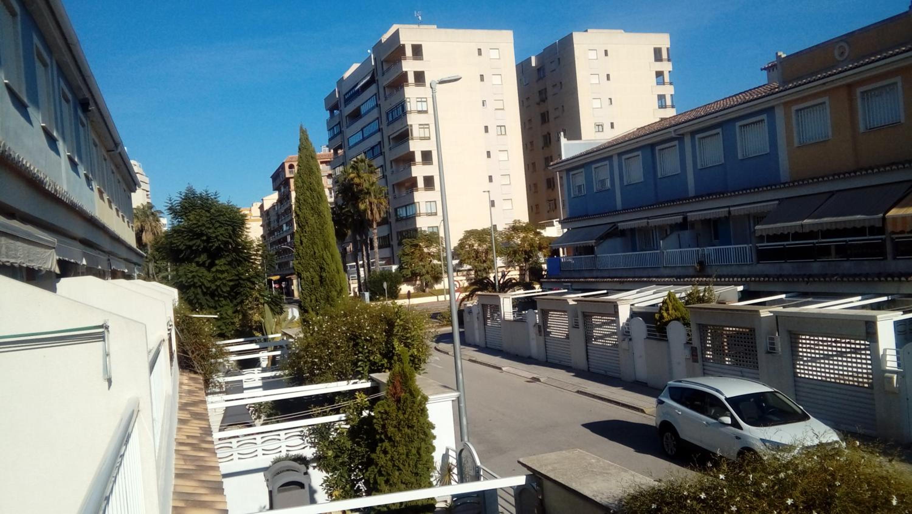 Solo familias Dúplex en Casa adosada