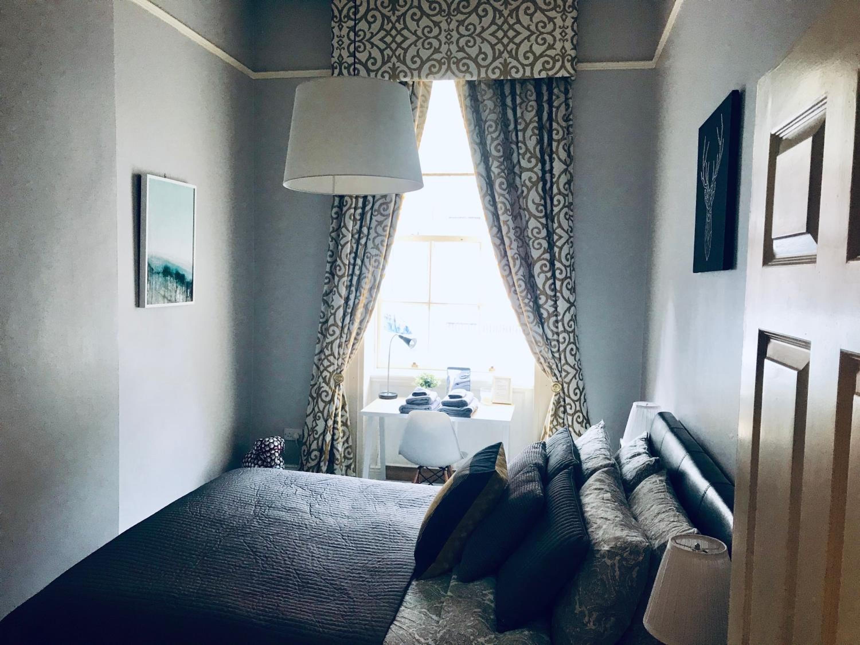 City Centre Georgian Style Apartment