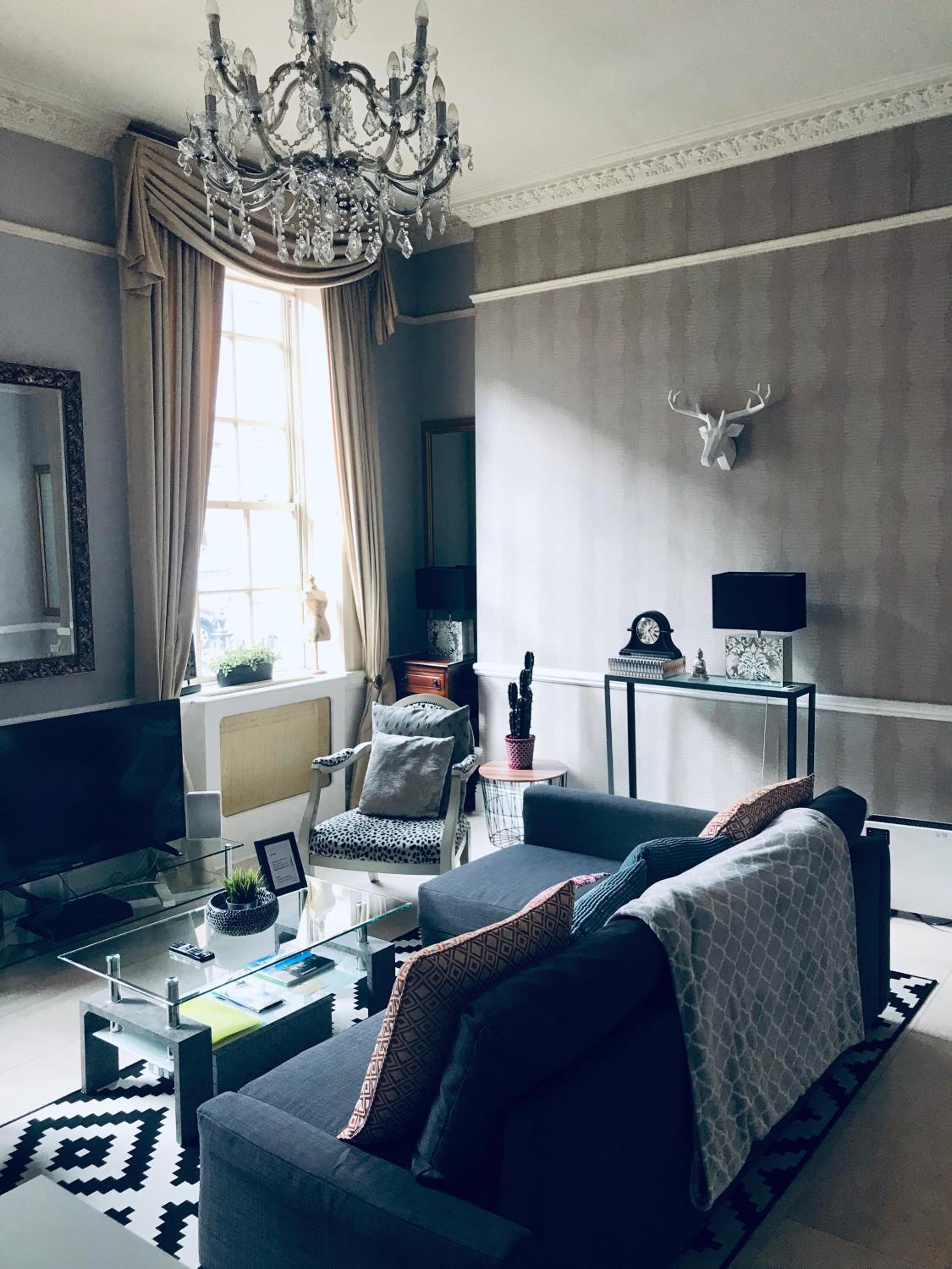 City Centre Georgian Style Apartment