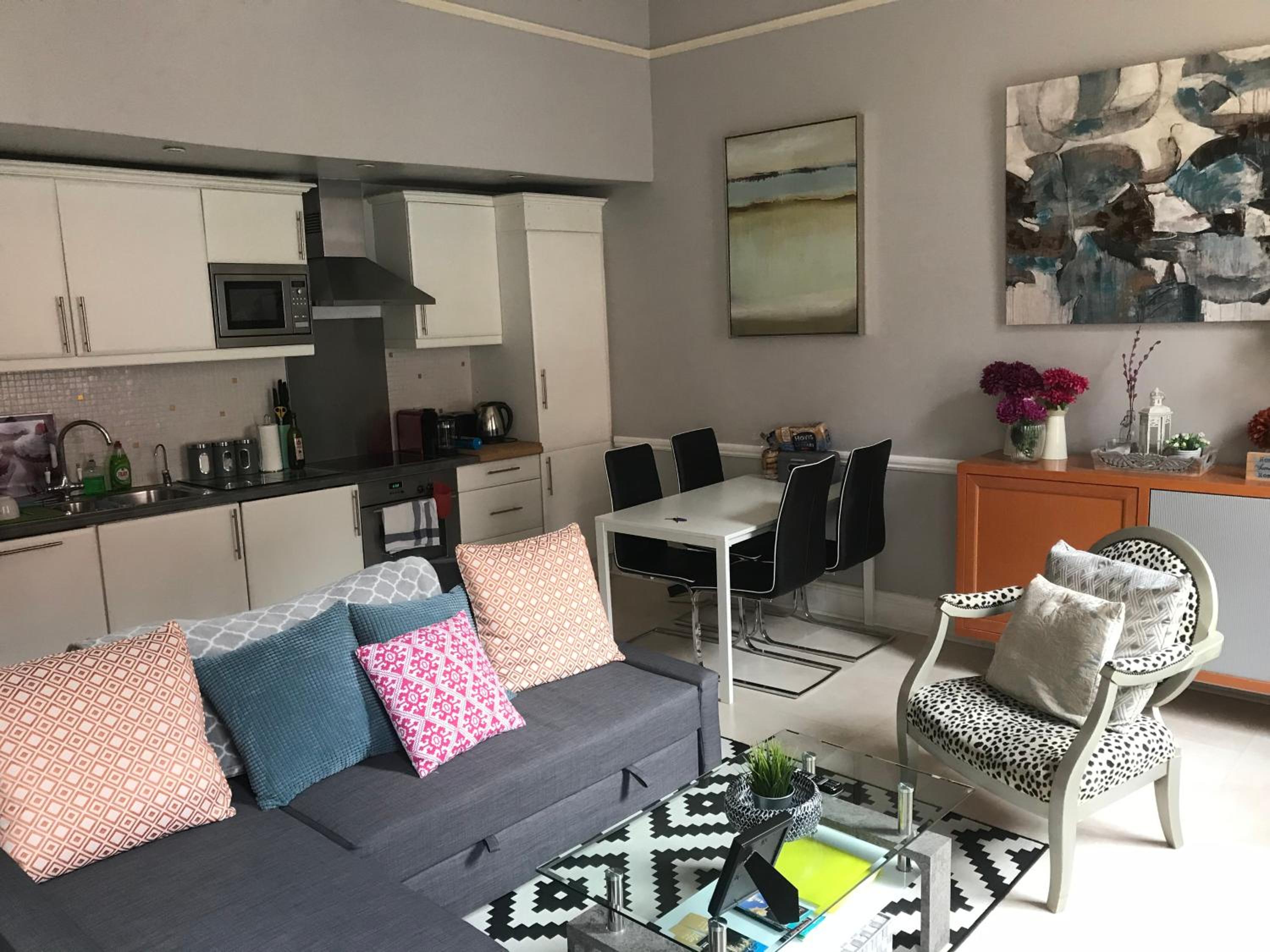 City Centre Georgian Style Apartment
