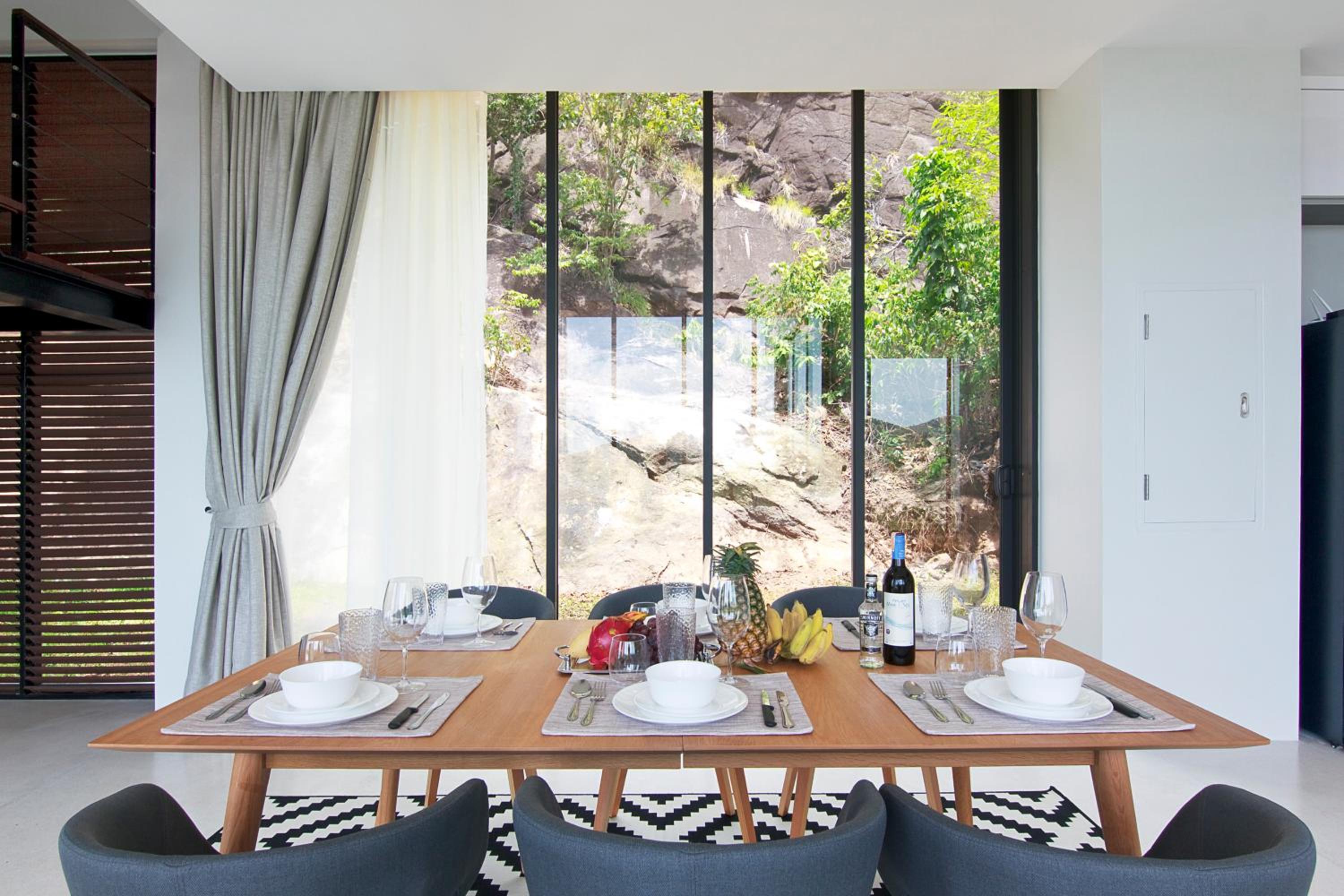 Luxury Sea and Sunset View 4BR 4BA Pool Villa