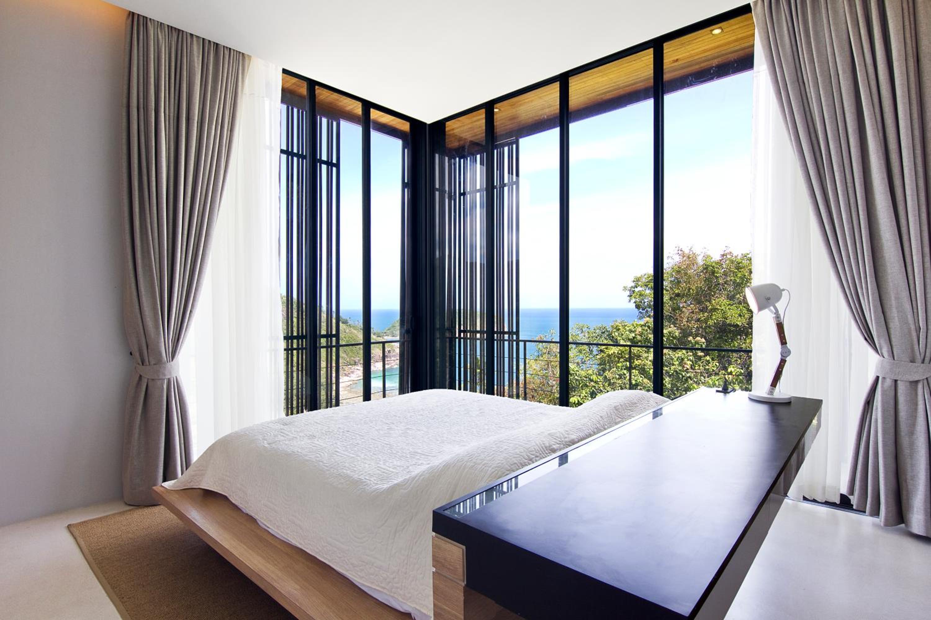 Luxury Sea and Sunset View 4BR 4BA Pool Villa