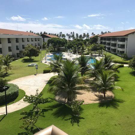 Carneiros Beach Resort