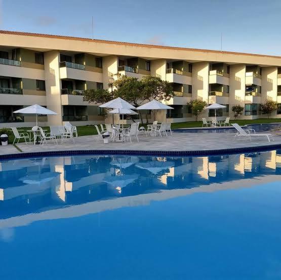 Carneiros Beach Resort