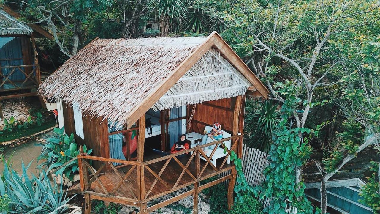 Cosmos Bungalows
