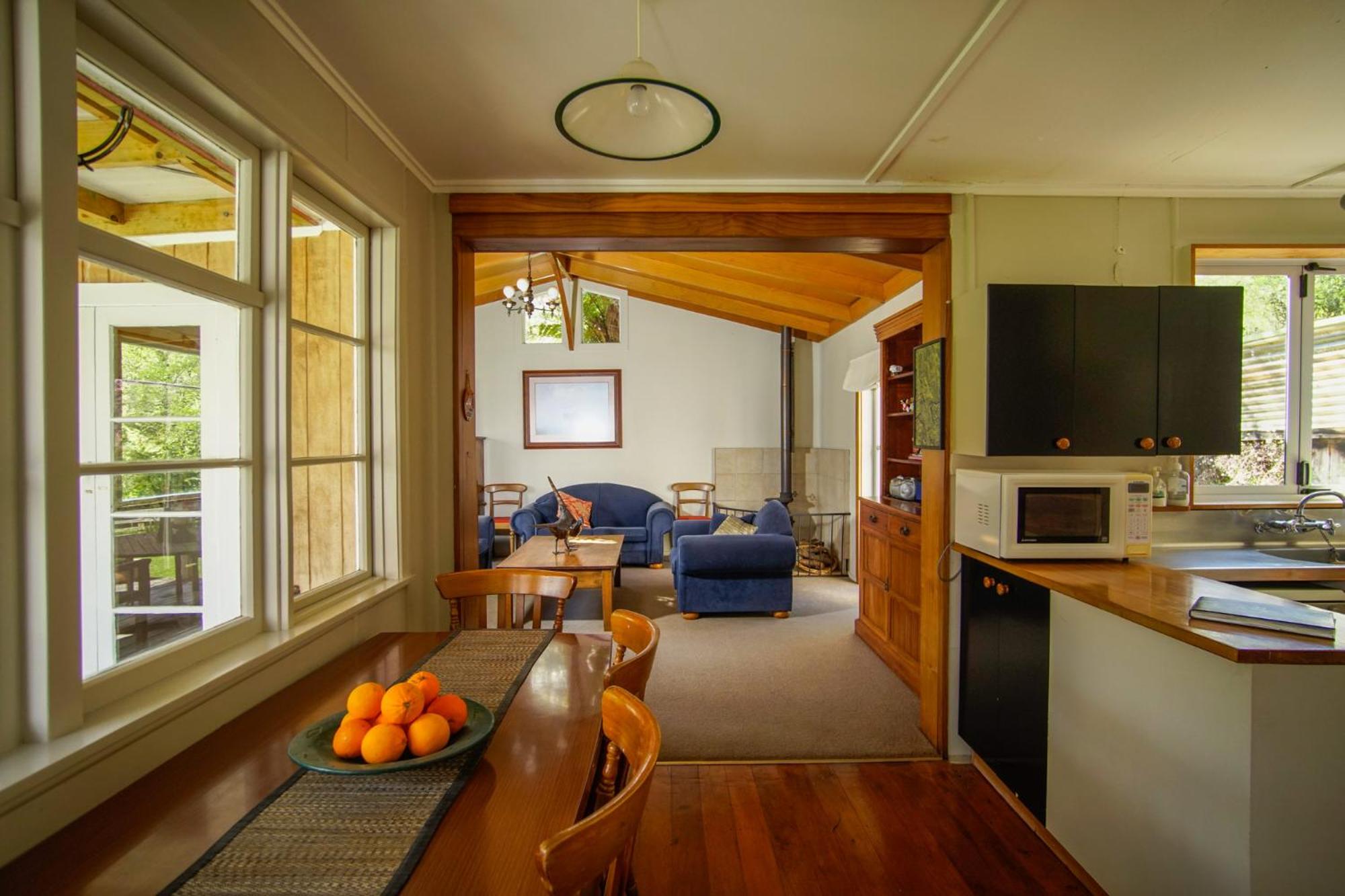 Mahaanui Cottage Farmstay view 5